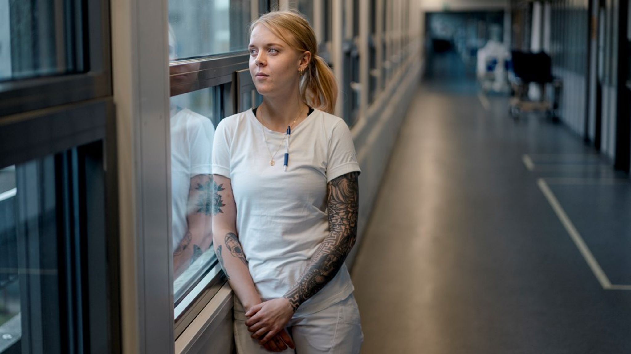 Danmarks samfundsmodel hviler på statens evne til at tilbyde velfærd. Kernen i velfærden er vel et velfungerende og frit tilgængeligt sundhedsvæsen, skriver Johanne Dalgaard.