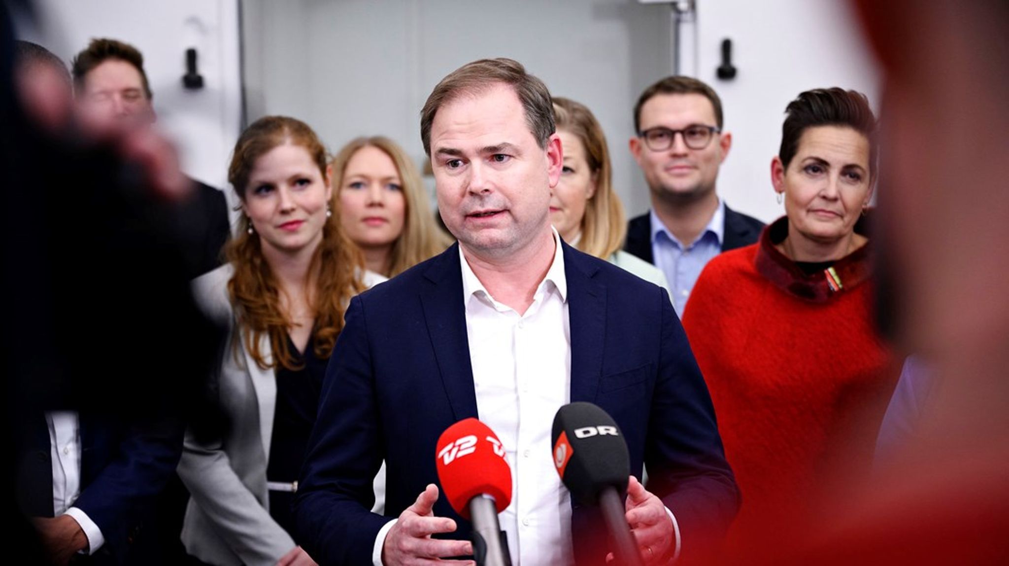 Små og mellemstore virksomheder skal have mere støtte til at investere i teknologiske løsninger, fremgår det af finansloven for 2022.