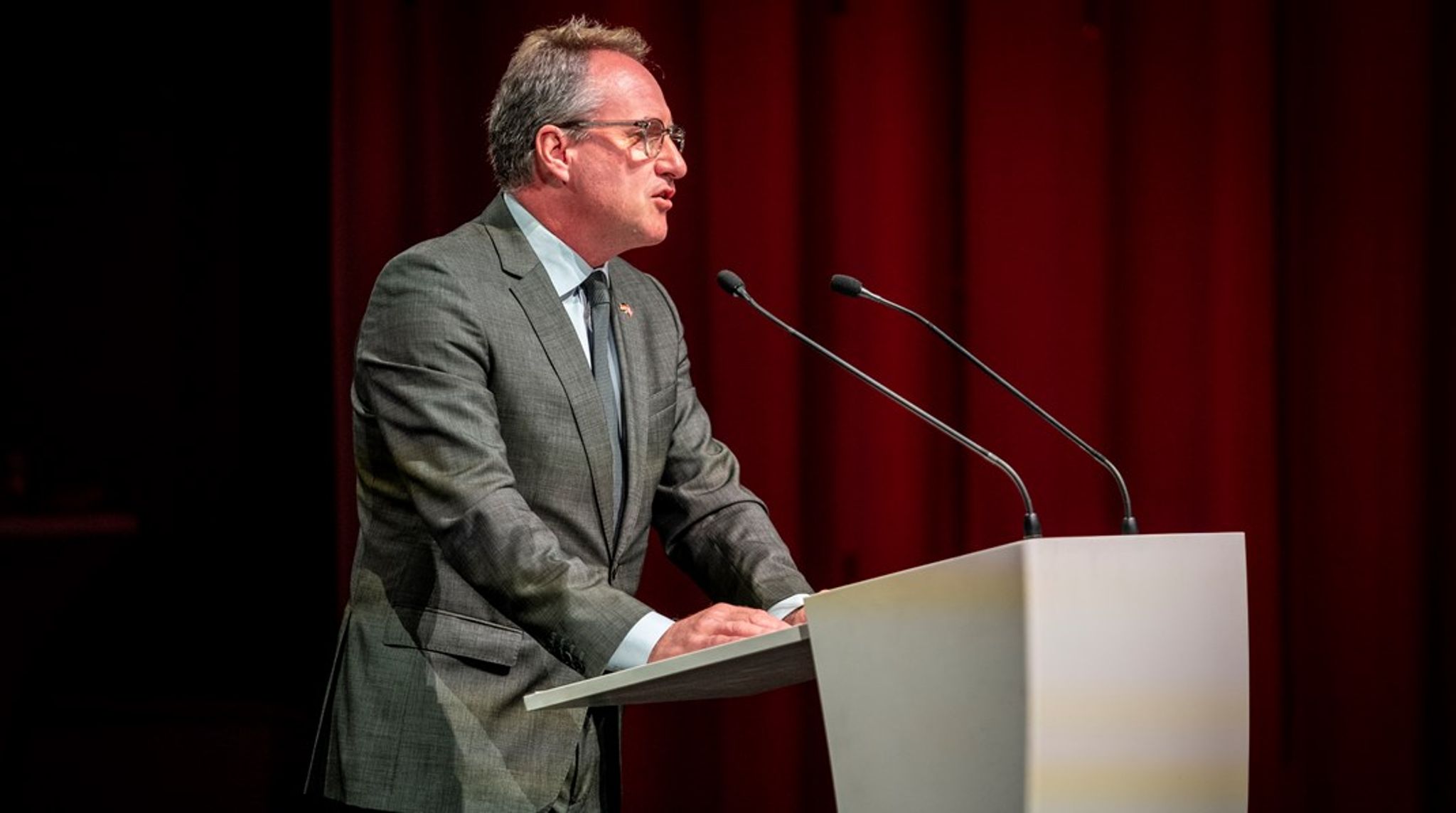 DI's administrerende direktør, Lars Sandahl Sørensen, fører an i erhvervslivets kritik af finansloven. "Vi savner konkrete og effektive tiltag, der løfter arbejdsudbuddet hurtigt og på sigt," siger han.&nbsp;