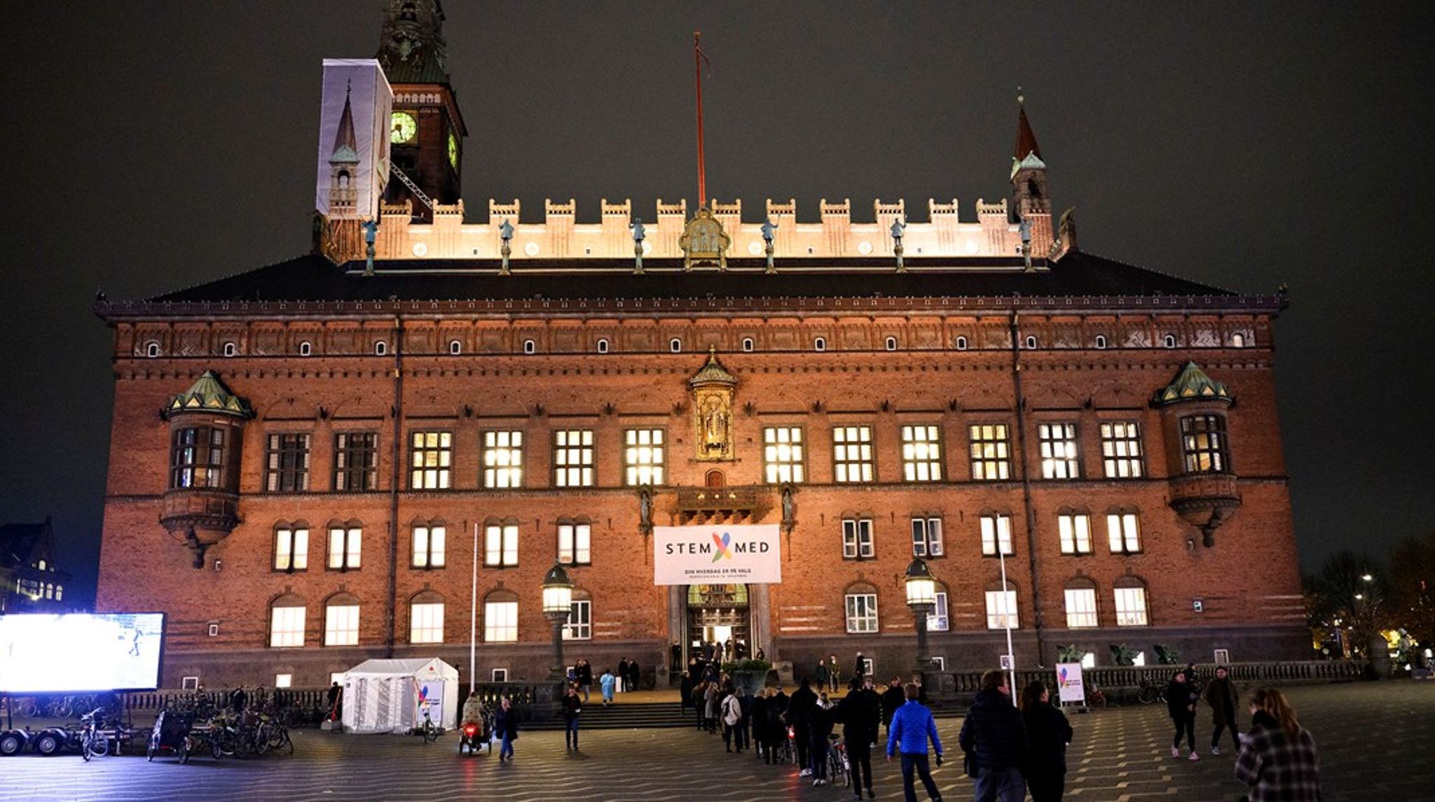Situationen på Københavns Rådhus ser væsentlig anerledes ud efter valget den 16. november, hvor Enhedslisten for første gang overhalede Socialdemokratiet som Københavns største parti. 