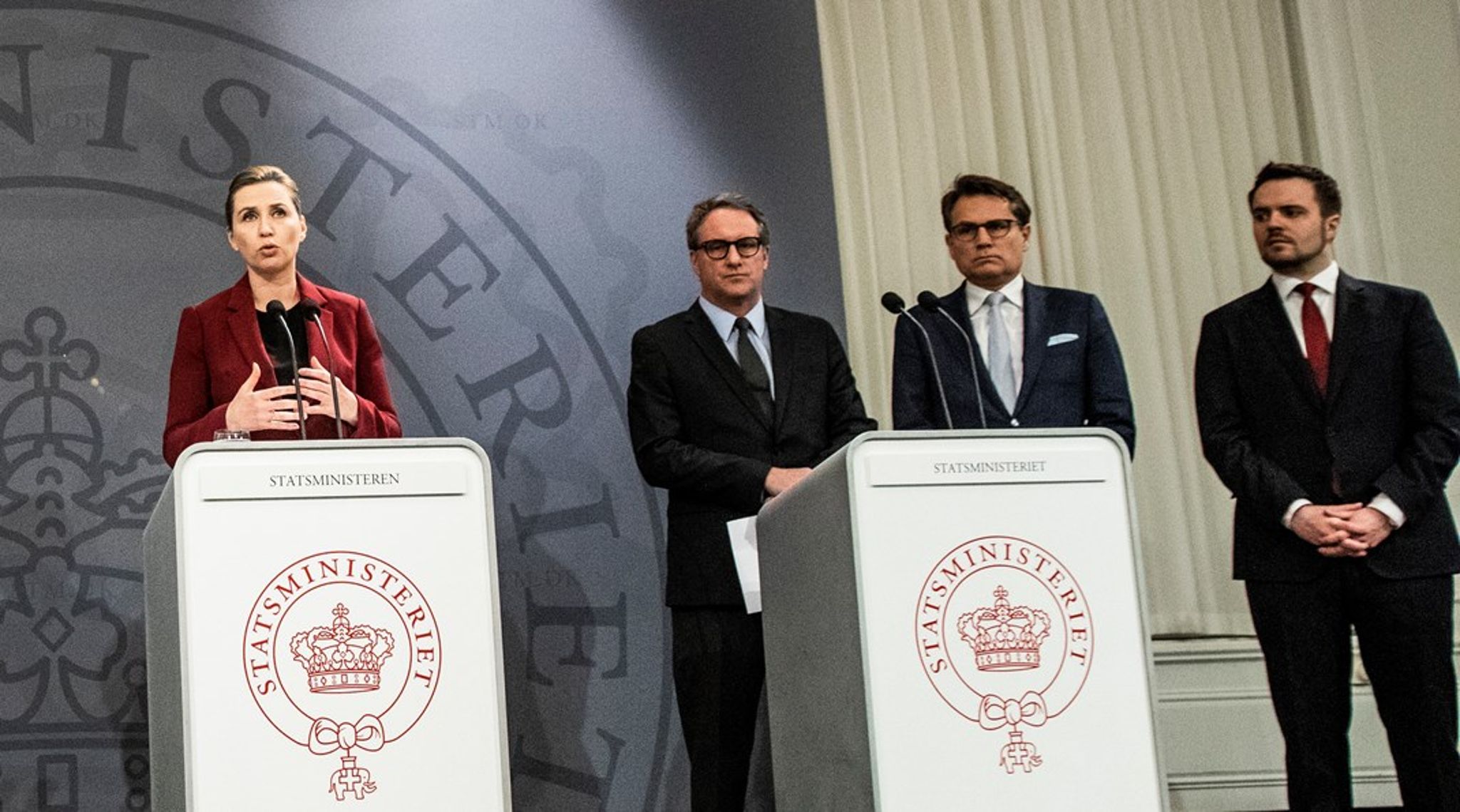 Arkivfoto. Fra venstre: Statsminister, Mette Frederiksen (S), adm. direktør i Dansk Industri, Lars Sandahl Sørensen, adm. direktør i Dansk Erhverv, Brian Mikkelsen, og erhvervsminister Simon Kollerup (S).