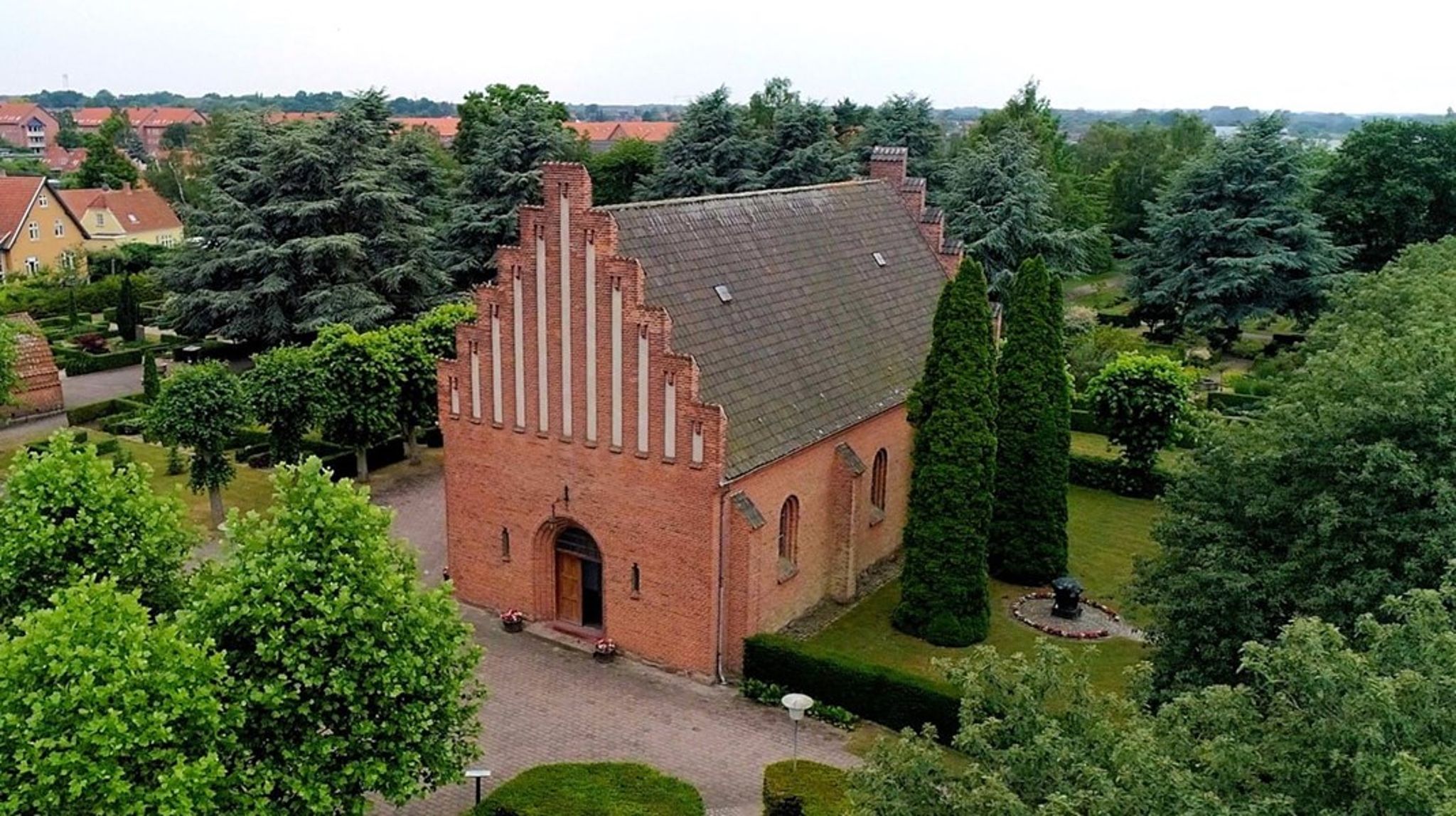 Foreningen Koncertkapellet har nu modtaget de sidste støttekroner til at omdanne Sankt Jørgensbjerg Kapel i Roskilde til et koncert- og mødested.