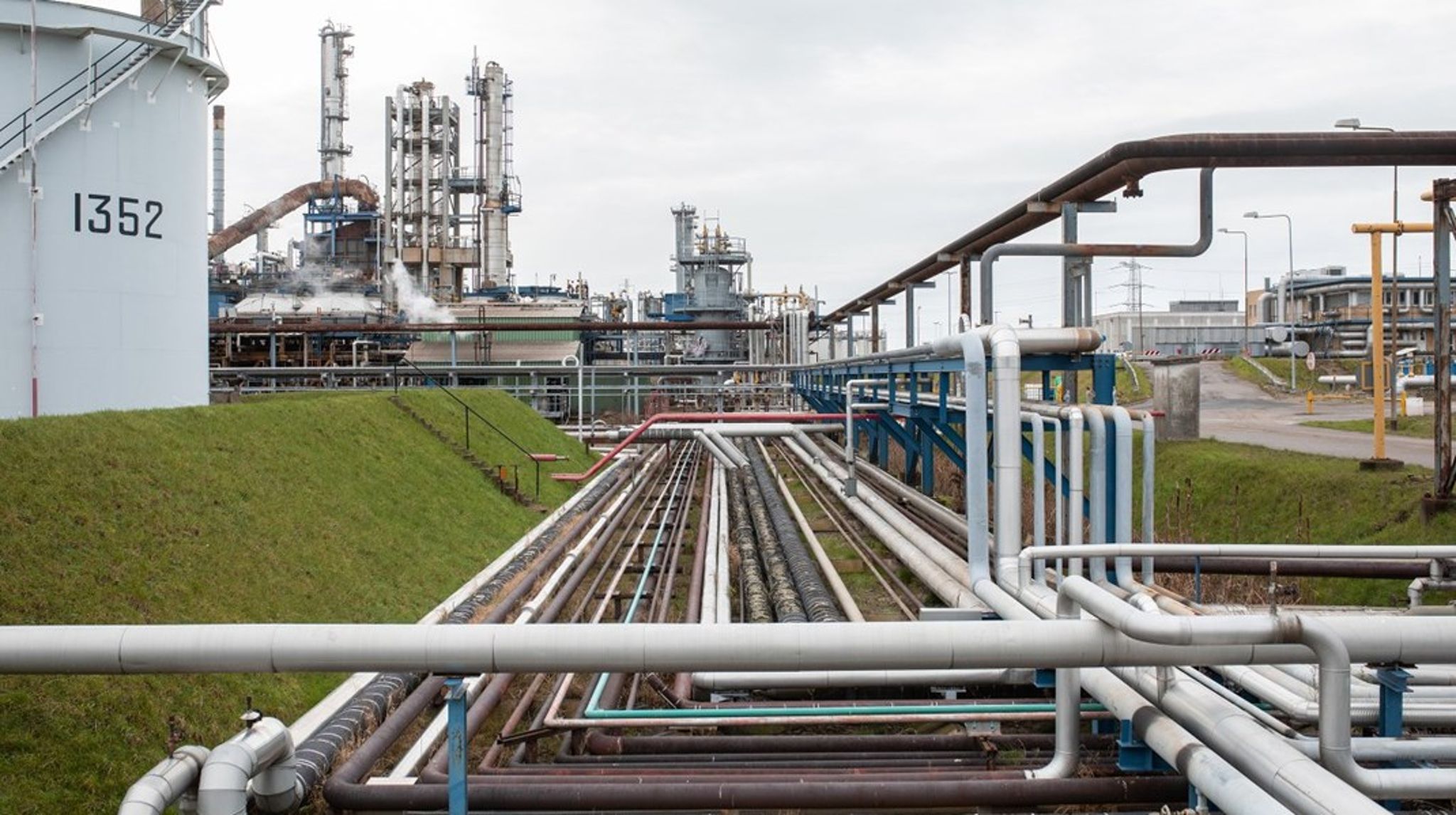 Fra årsskiftet er raffinaderiet i Kalundborg, der hidtil gik under navnet Equinor Refining Danmark A/S, overgået til Klesch Group.