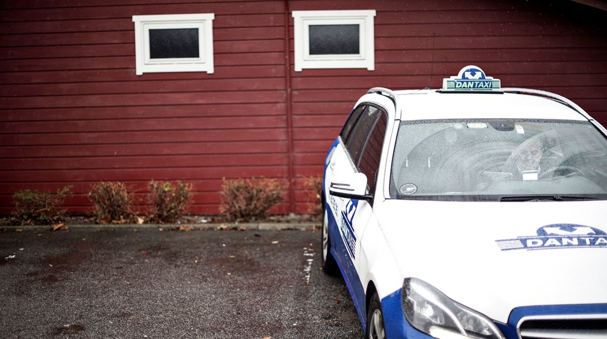 ”Denne taxi er en energiklasse C eller bedre!” skrev DanTaxi i sin markedsføring. Det var vildledende, mente Forbrugerombudsmanden, idet energiklasse C var et lovkrav. 