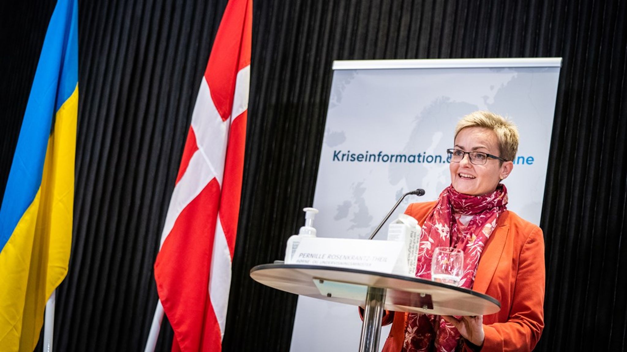 ”Regeringen har som udgangspunkt, at det her ikke skal gå ud over den almindelige velfærd," sagde Pernille Rosenkrantz-Theil torsdag. 