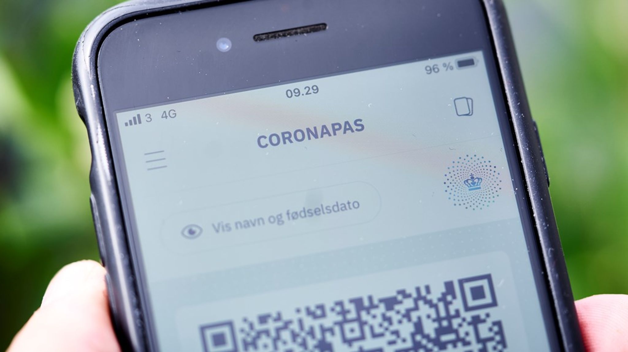 Digitalt coronapas og
smittestops-app var essentielle værktøjer i at få samfundet til at køre videre&nbsp;under coronakrisen.
Alligevel er der så godt som
ingen politisk debat om, hvad vi skal bruge digitaliseringen til over de
kommende år, skriver Rud Pedersen.
