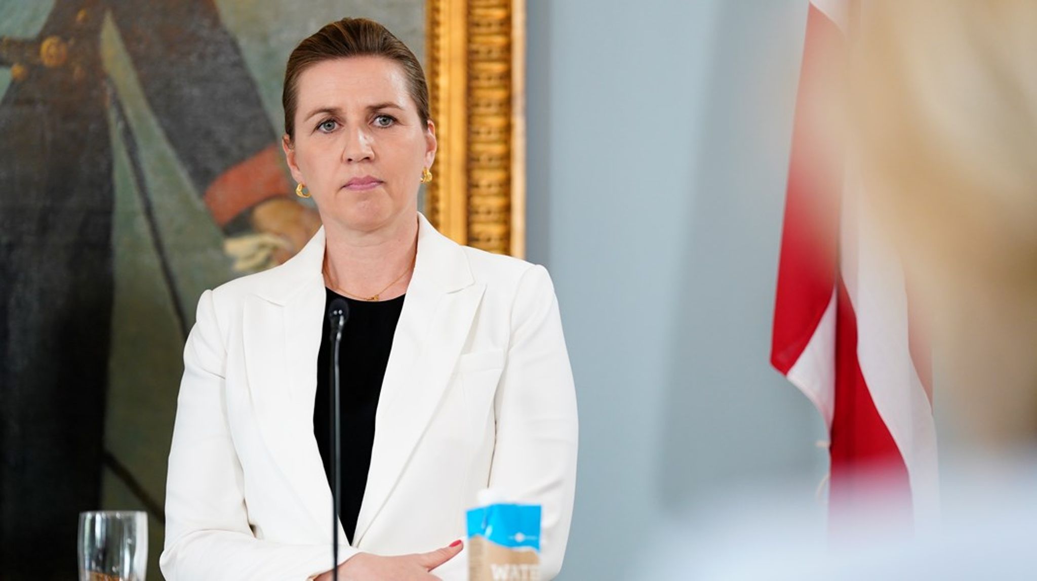 Mette Frederiksen skal vise meget mere af sine egne personlige visioner, overvejelser, sårbarhed, tvivl, drømme og bekymringer, for at det for alvor vil rokke ved noget i den politiske kultur, skriver Lisbeth Knudsen.