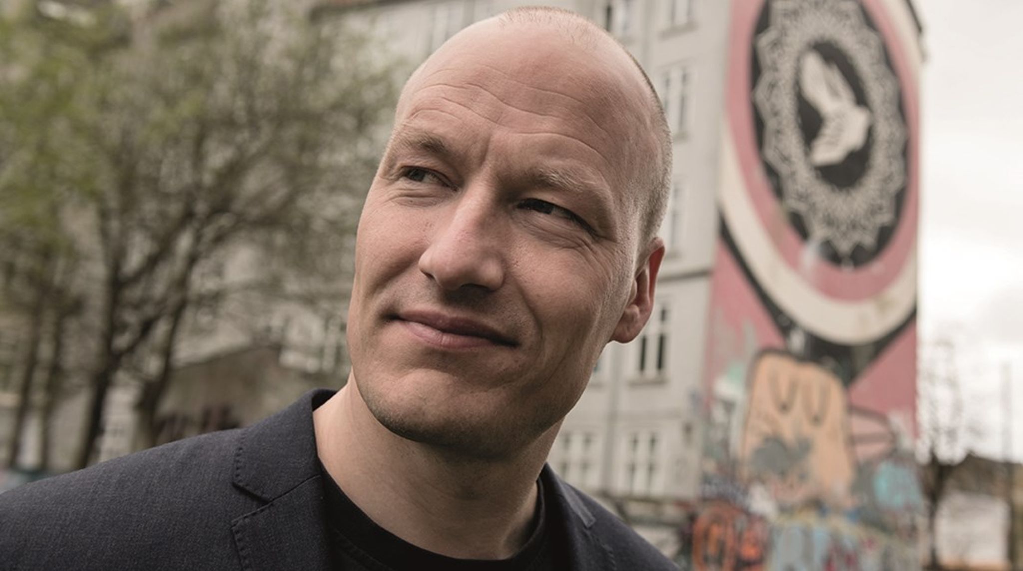 Mette Frederiksen og regeringen har selv valgt at gøre denne her afstemning til et spørgsmål, der handler mere om følelser og signaler end om substans. Og jeg har i denne tid brug for at sende et signal, skriver Pelle Dragsted.
