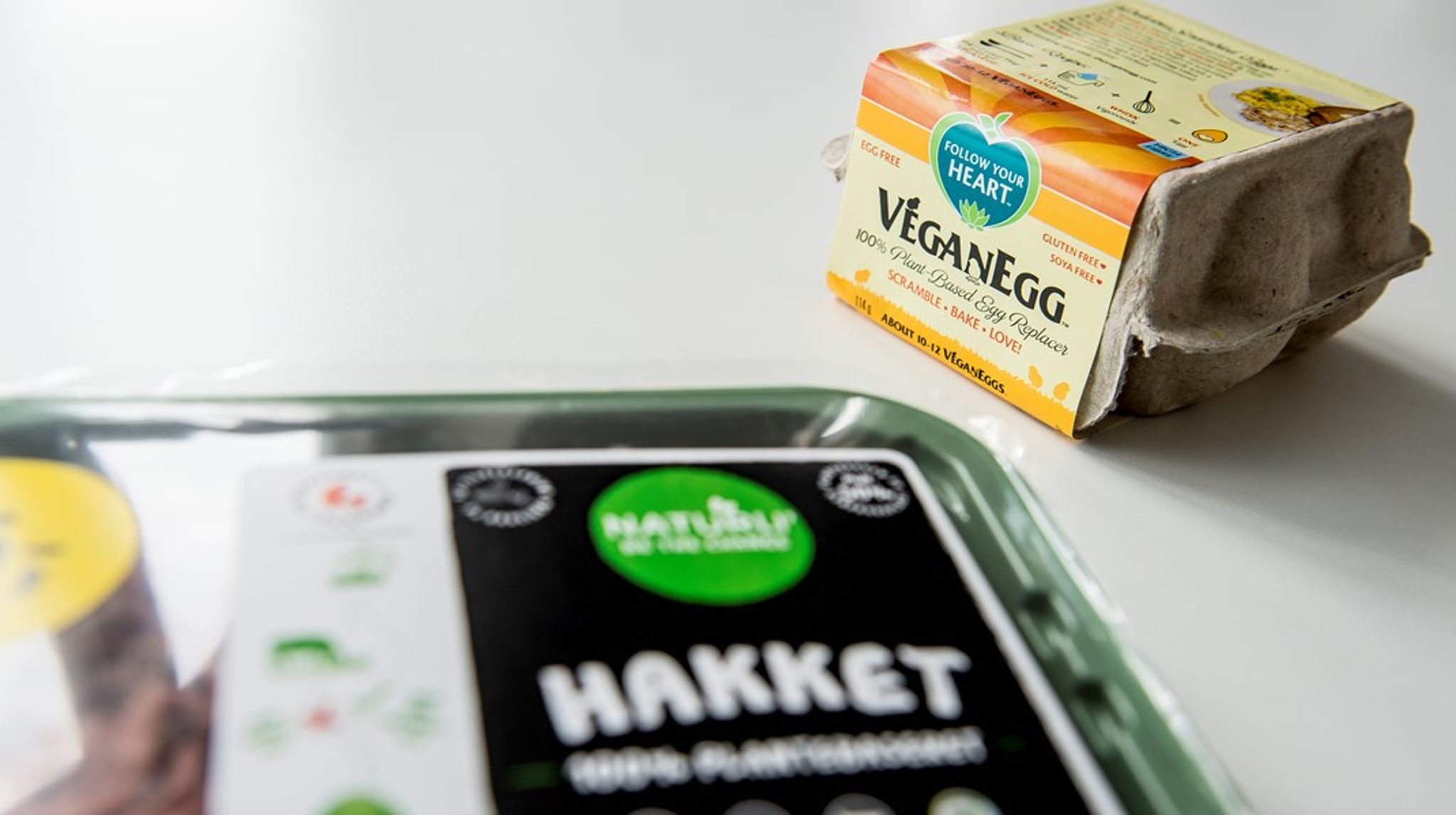 Men hvorfor skal "plantebaserede fødevarer" være ensbetydende med produkter forarbejdet til ukendelighed for at efterligne noget, de ikke er, skriver Marie Sainabou Jeng.