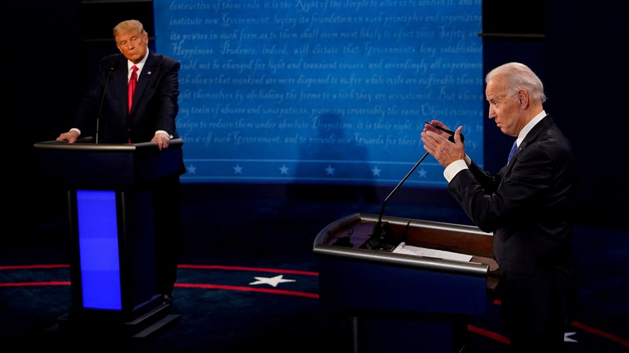 Den nye bog 'This Will Not Pass' er en hudfletning af USA's politiske morads, skriver David Trads.