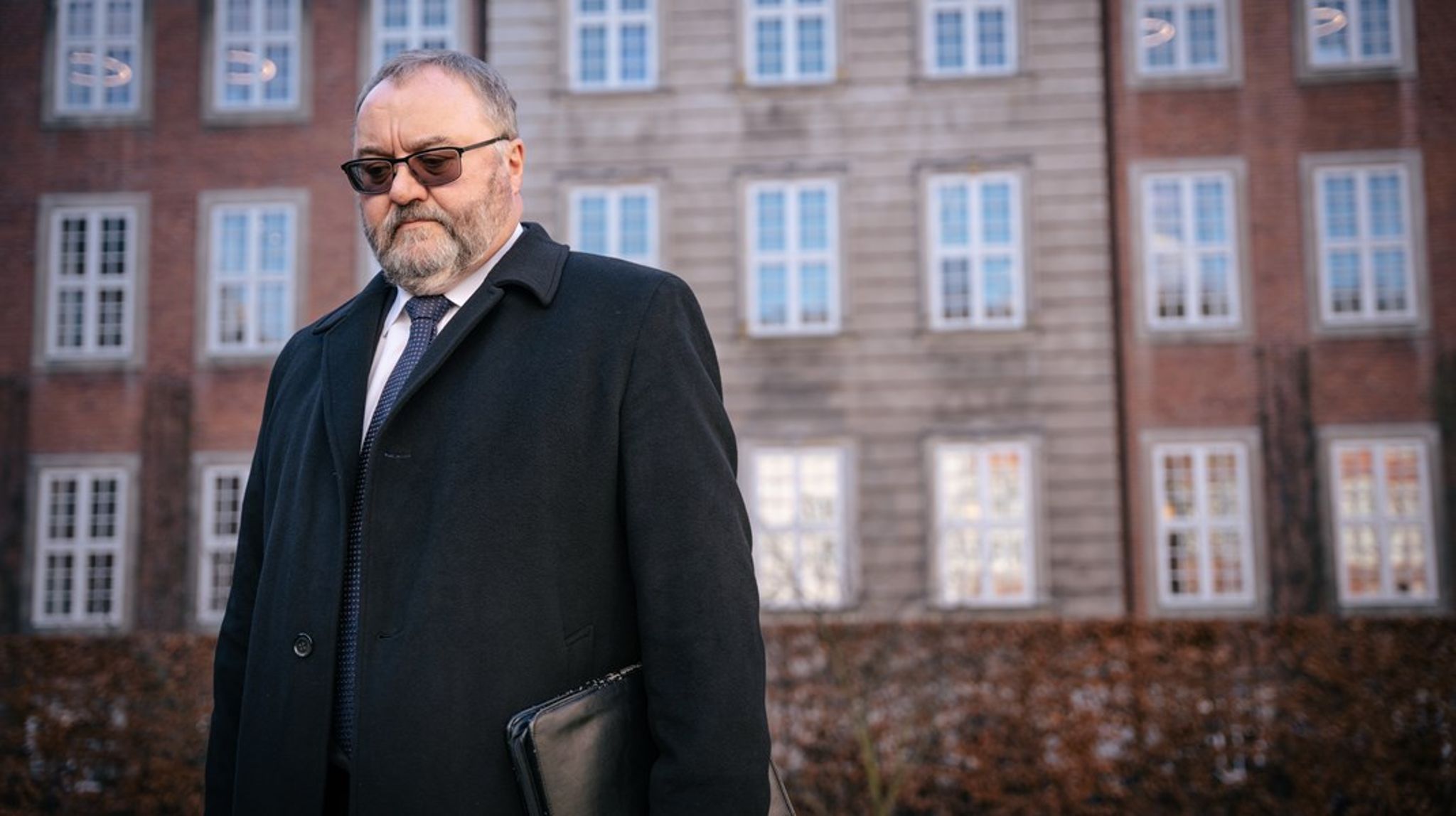 Ejner K. Holst genopstiller ikke som næstformand i Fagbevægelsens Hovedorganisation. I stedet tiltræder han som seniorkonsulent i organisationen fra 1. oktober. 