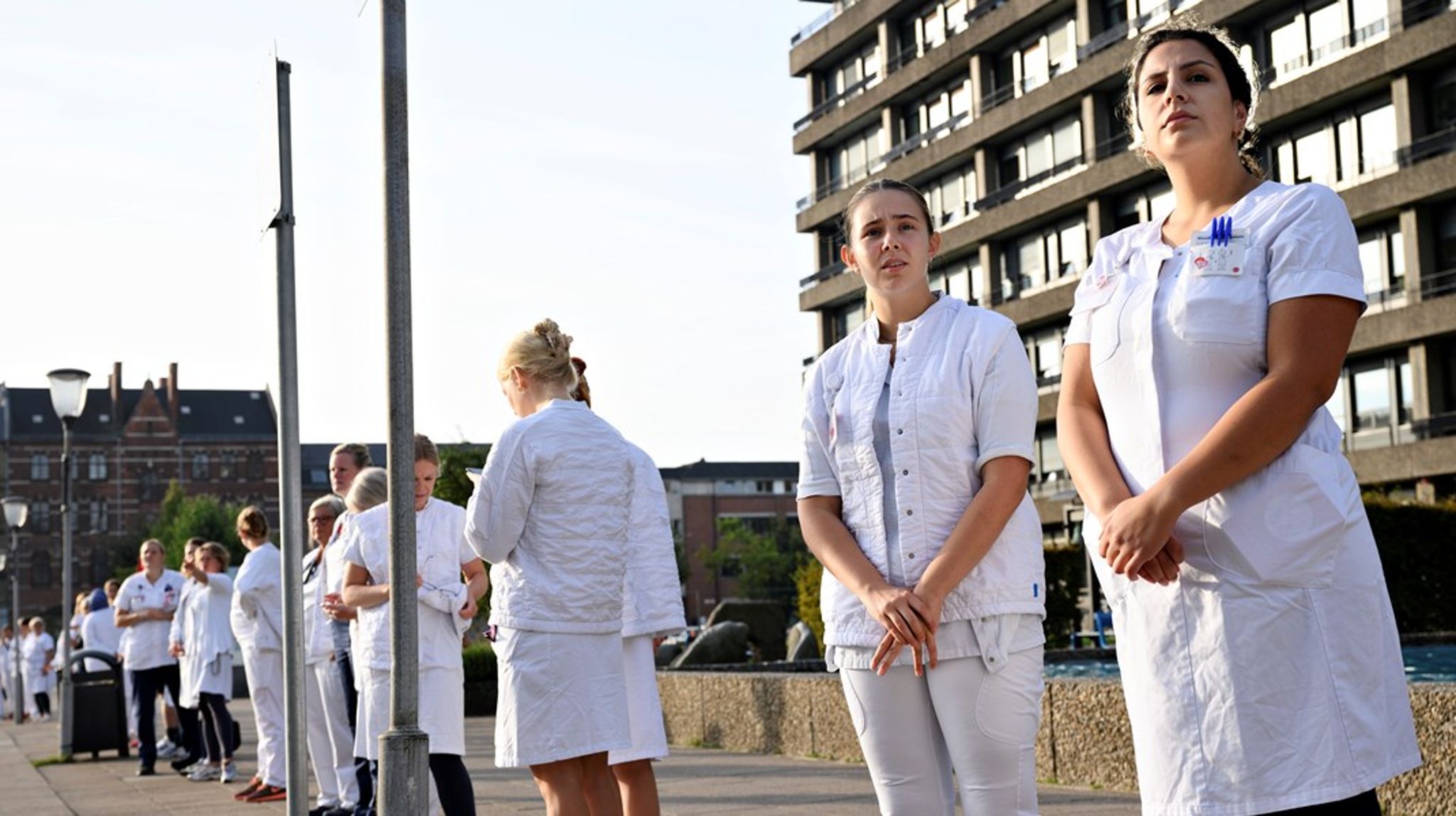 For nyuddannede sygeplejersker taler vi om&nbsp;”praksischok”, hvor uddannelsen ikke har forberedt dem godt nok på hverdagen på et hospital,&nbsp;skriver Bente Ourø Rørth og Randi Brinckmann Wiencke. Arkivfoto.