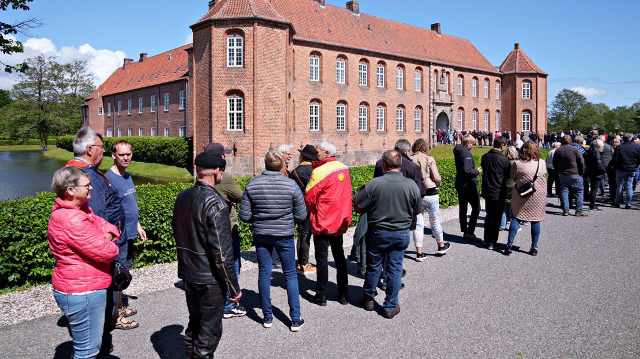 Der var lang kø til at møde Inger Støjberg, da hun i maj inviterede til løsladelsesfest.&nbsp;