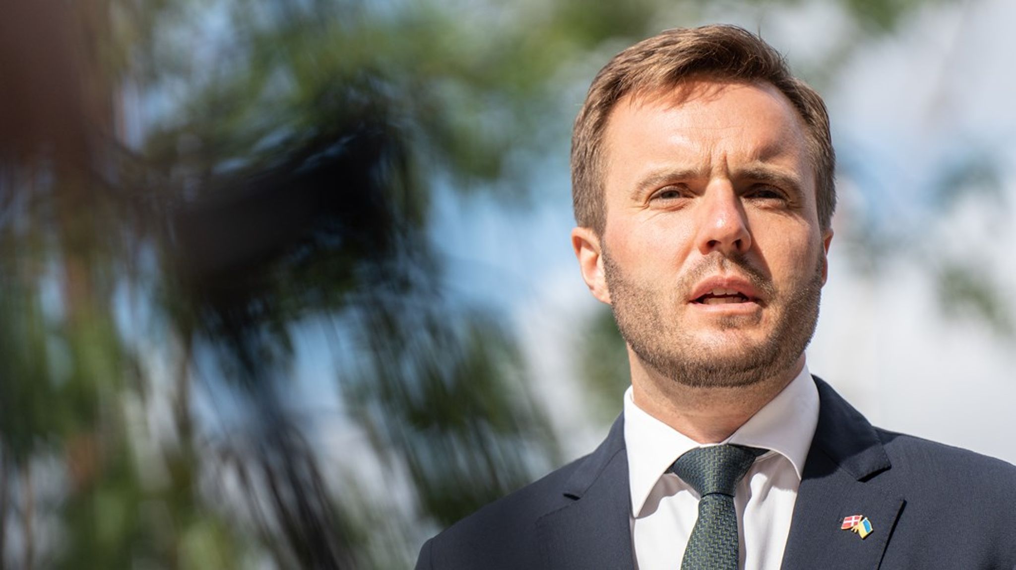 Som erhvervsminister har Kollerup formået at bidrage til, at at den Europæiske Investeringsbank har stoppet med at låne penge til kul, olie og gas. Nu er tiden kommet til at stille krav til vores banker og pensionskasser, skriver Tim Whyte. 