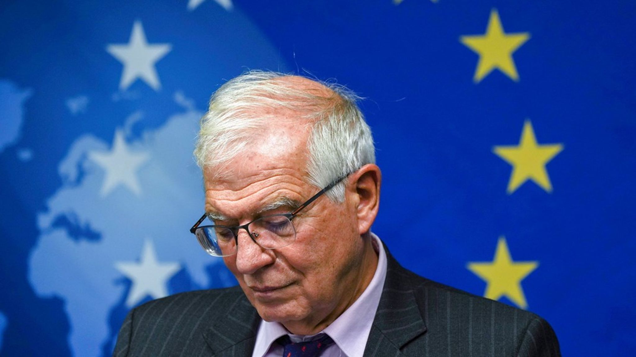 Josep Borrel har i sine taler på det seneste skældt ud på sine egne ambassadører og advaret om Europas naivitet.&nbsp;