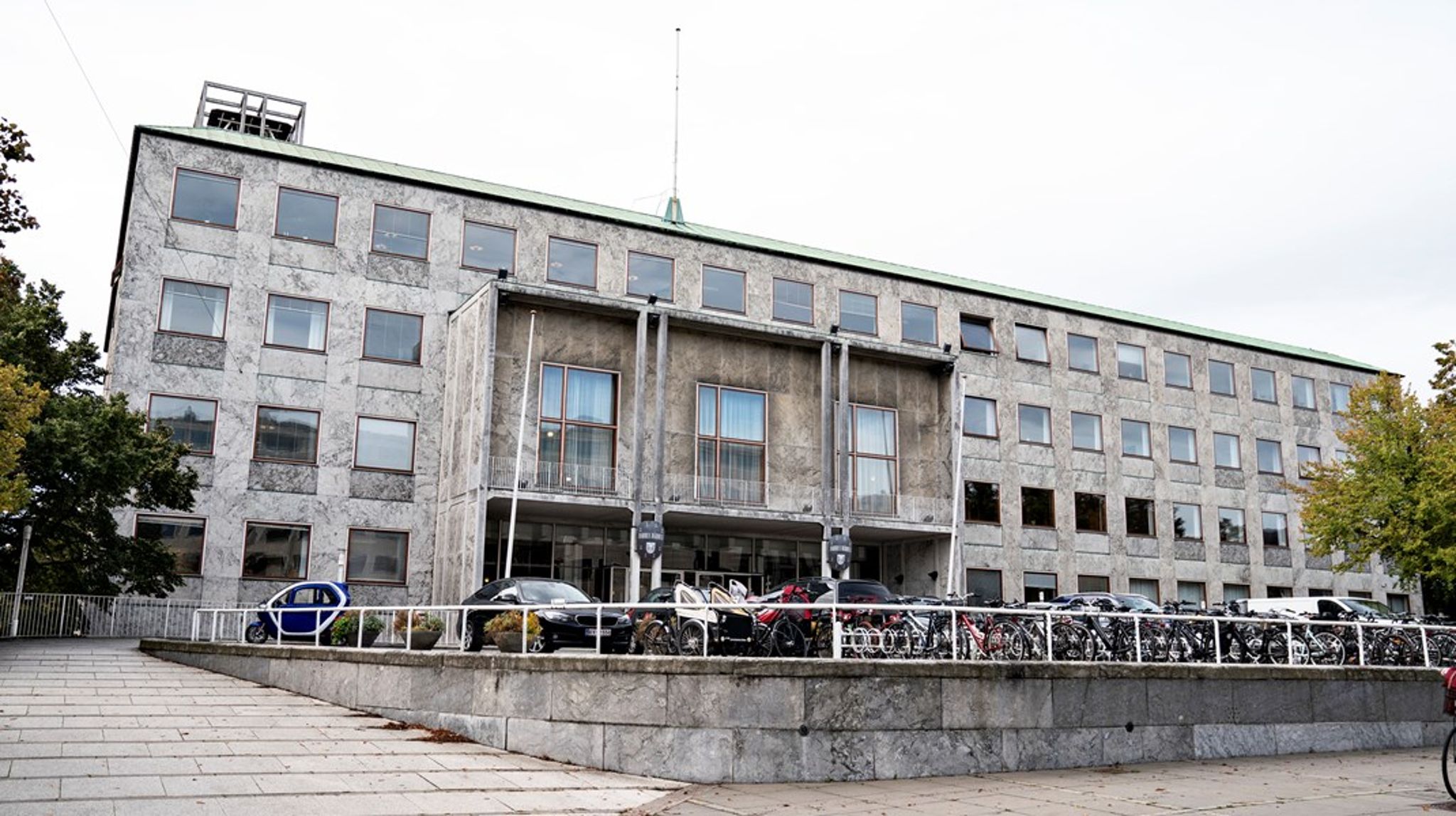 En bureaukratisk knast er&nbsp;alt for komplekse modeller for udregning af kompensation til forældre, der hjemmepasser, skriver Aarhus-direktør Erik Kaastrup-Hansen.&nbsp;