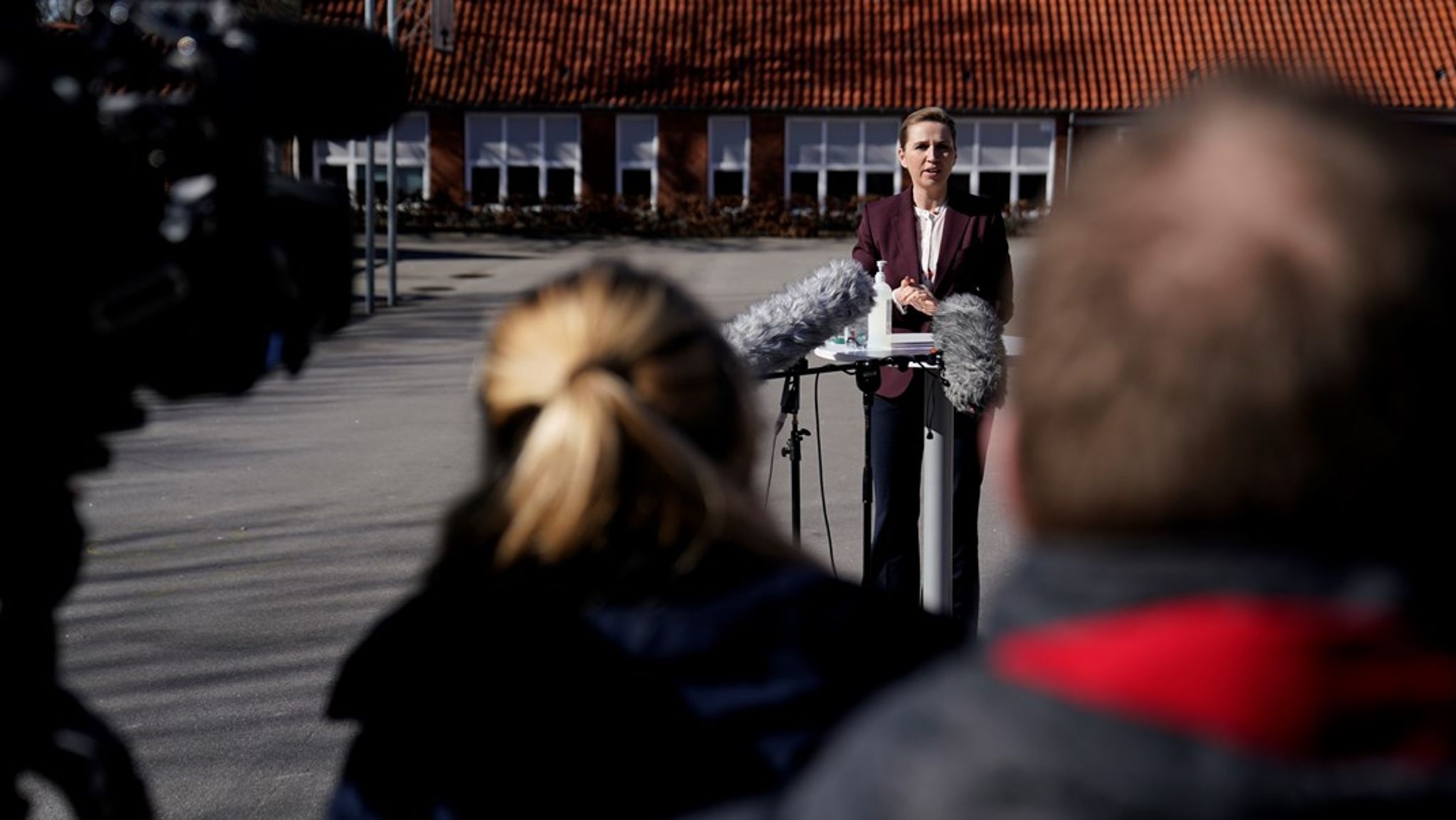 I 2018 fremlagde Socialdemokratiet udspillet "Danmark skal igen være en grøn stormagt", der blandt andet indholdt løfter om krav til energibesparelser i kommuner og regioner.&nbsp;