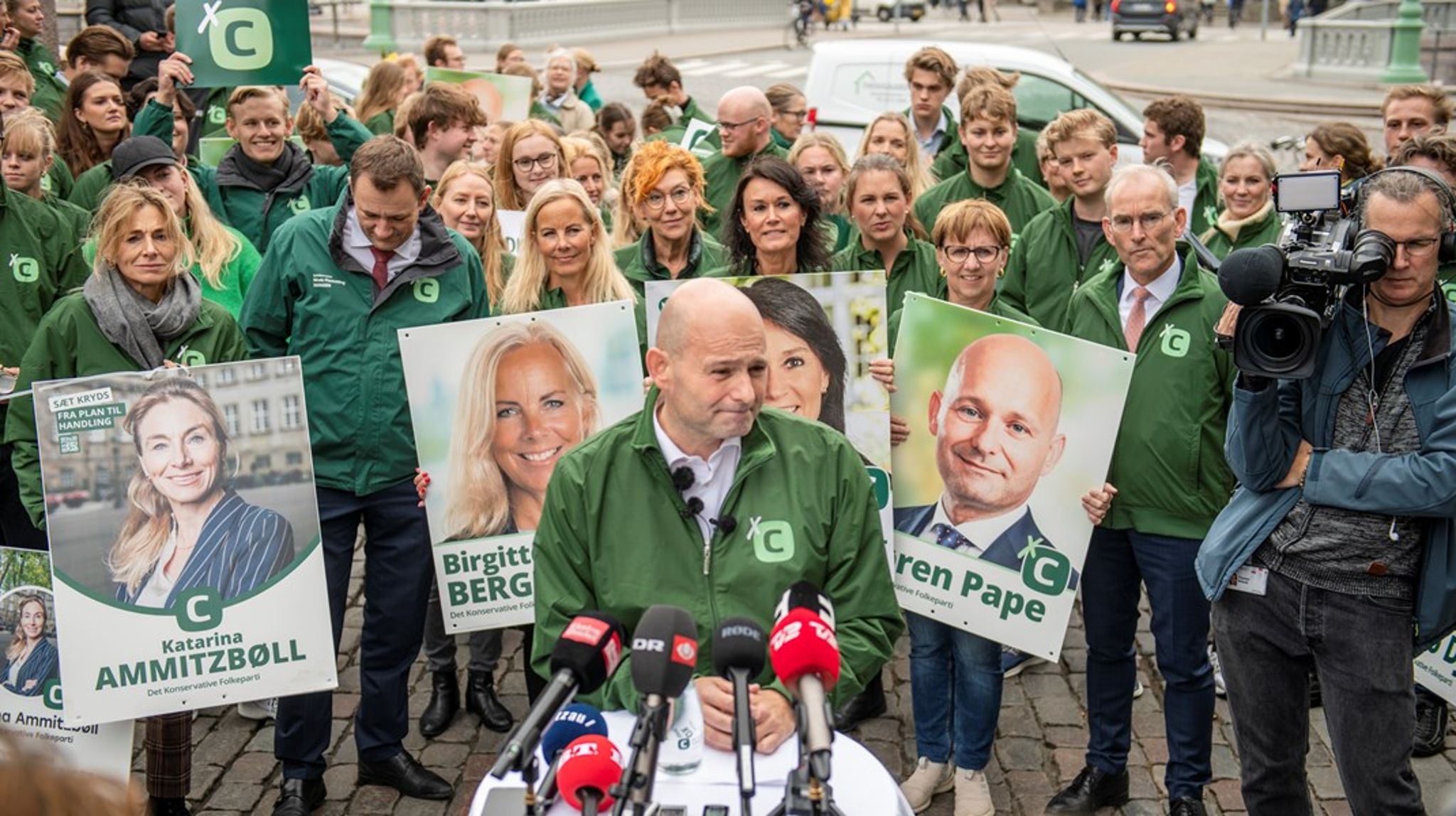 Konservatives formand Søren Pape Poulsen havde stor opbakning blandt partimedlemmer og i meningsmålingerne ved valgkampens start. 