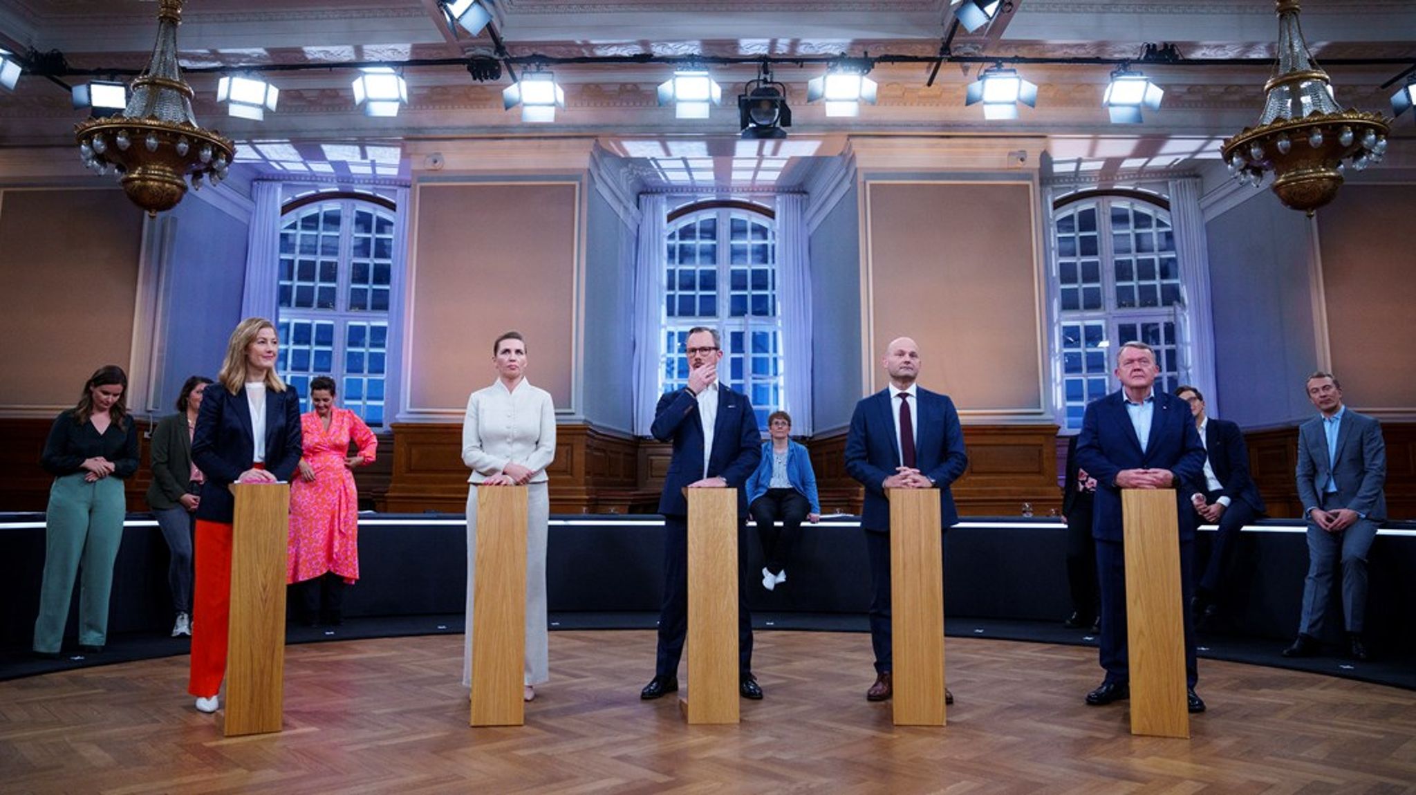 Under valgkampen kom partierne med en række politiske udspil. Men udspillene risikerer at hvile på et usikkert økonomisk grundlag, fordi gennemsigtigheden i den offentlige økonomi er begrænset, skriver Morten Jung.