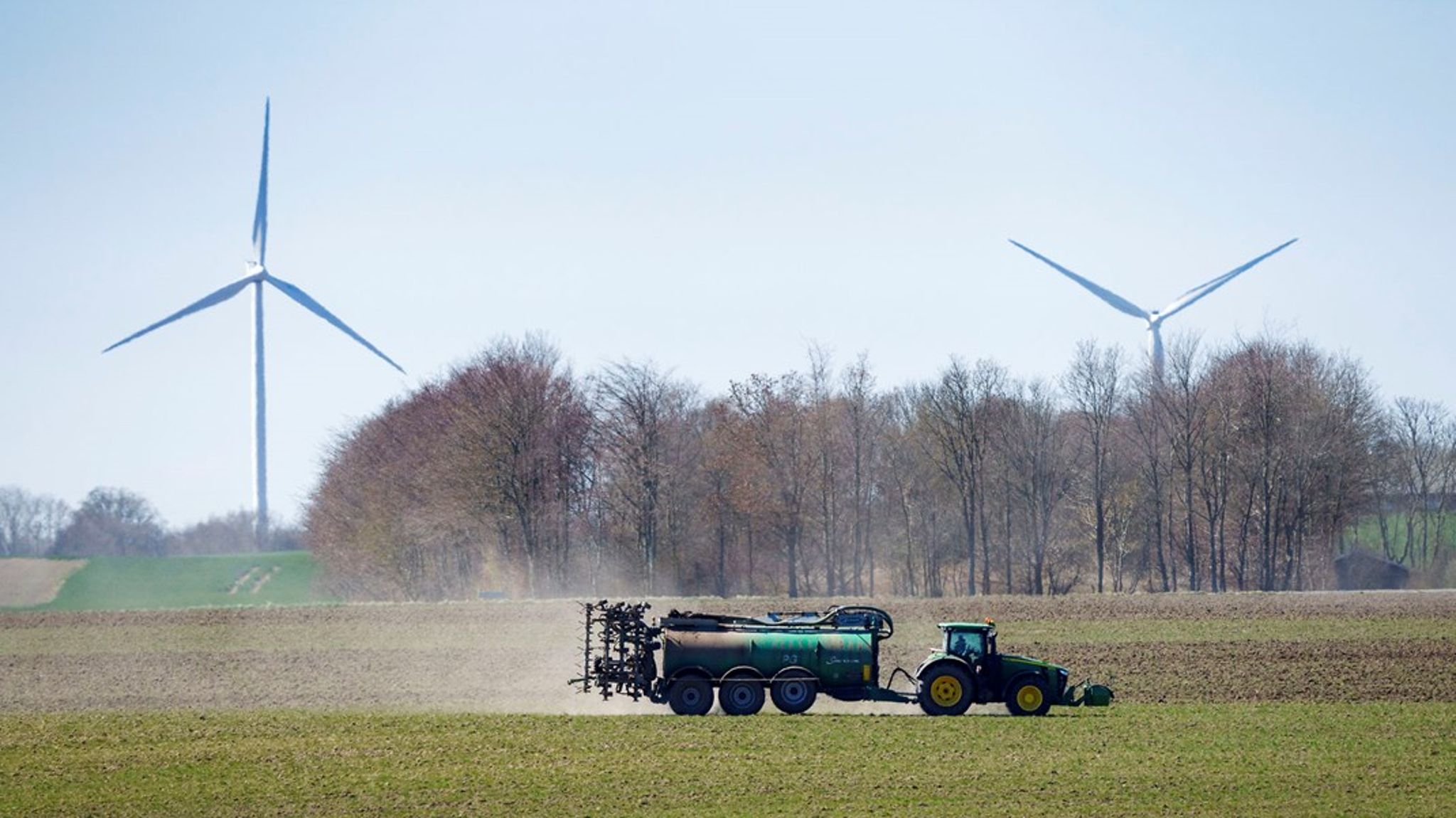 Skal Danmark skrue op for klimaambitionerne og dermed bidrage mere til Parisaftalens 1,5 gradersmålsætning, vil det formodentligt kræve betydelige tiltag i særligt landbruget og transporten, skriver Klimarådet i ny analyse.<br>