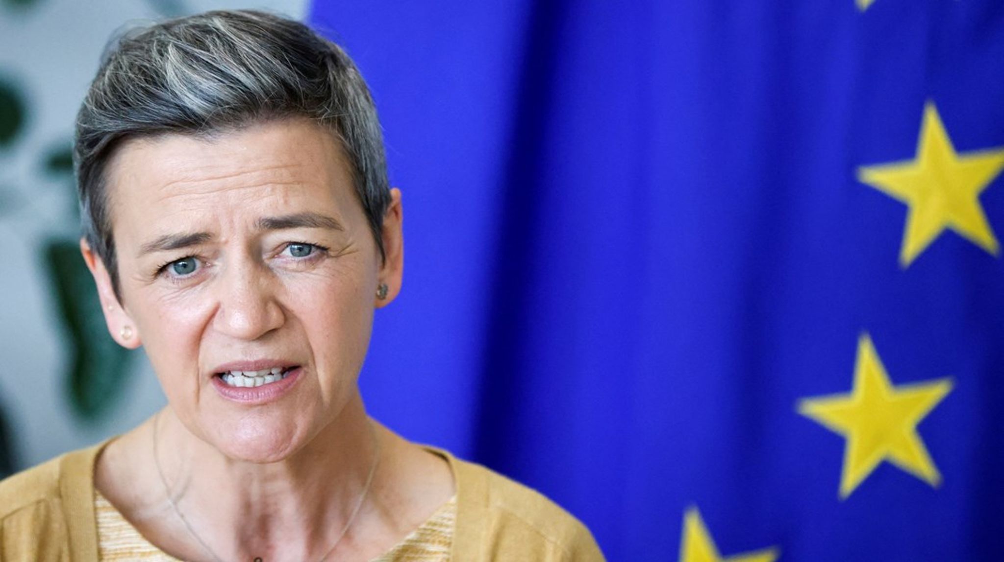 Udfordringerne med tech er ikke blot danske, så Danmark har mulighed for at sætte en retning, der ikke bare kommer danskerne til gode. Med danske Vestager i spidsen i EU er ambitionsniveauet højt, skriver Karen Rønde.