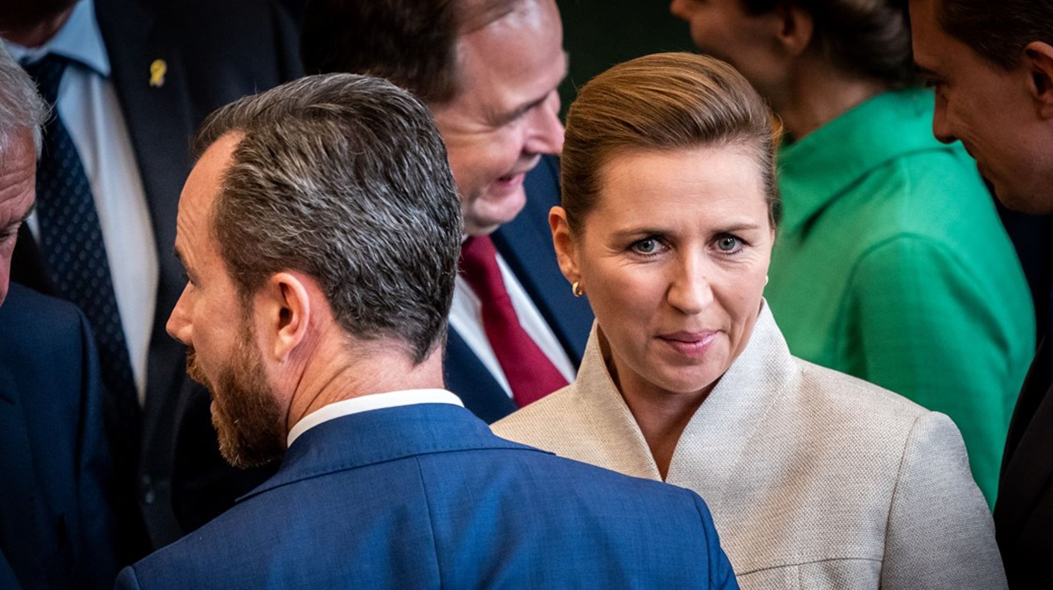Flere tidligere spindoktorer har været ude at sige, at det handler om at stå fast og vise styrke. Men det er logikken fra blokpolitikkens tid. Og den skulle gerne være ovre, skriver&nbsp;Simon Emil Ammitzbøll-Bille.
