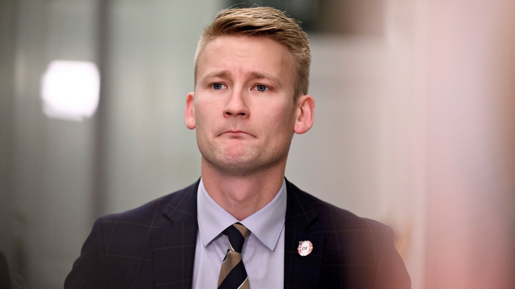 Dansk Folkepartis retsordfører, Peter Kofod,&nbsp;vil nu tage sagen op med justitsminister Peter Hummelgaard (S).