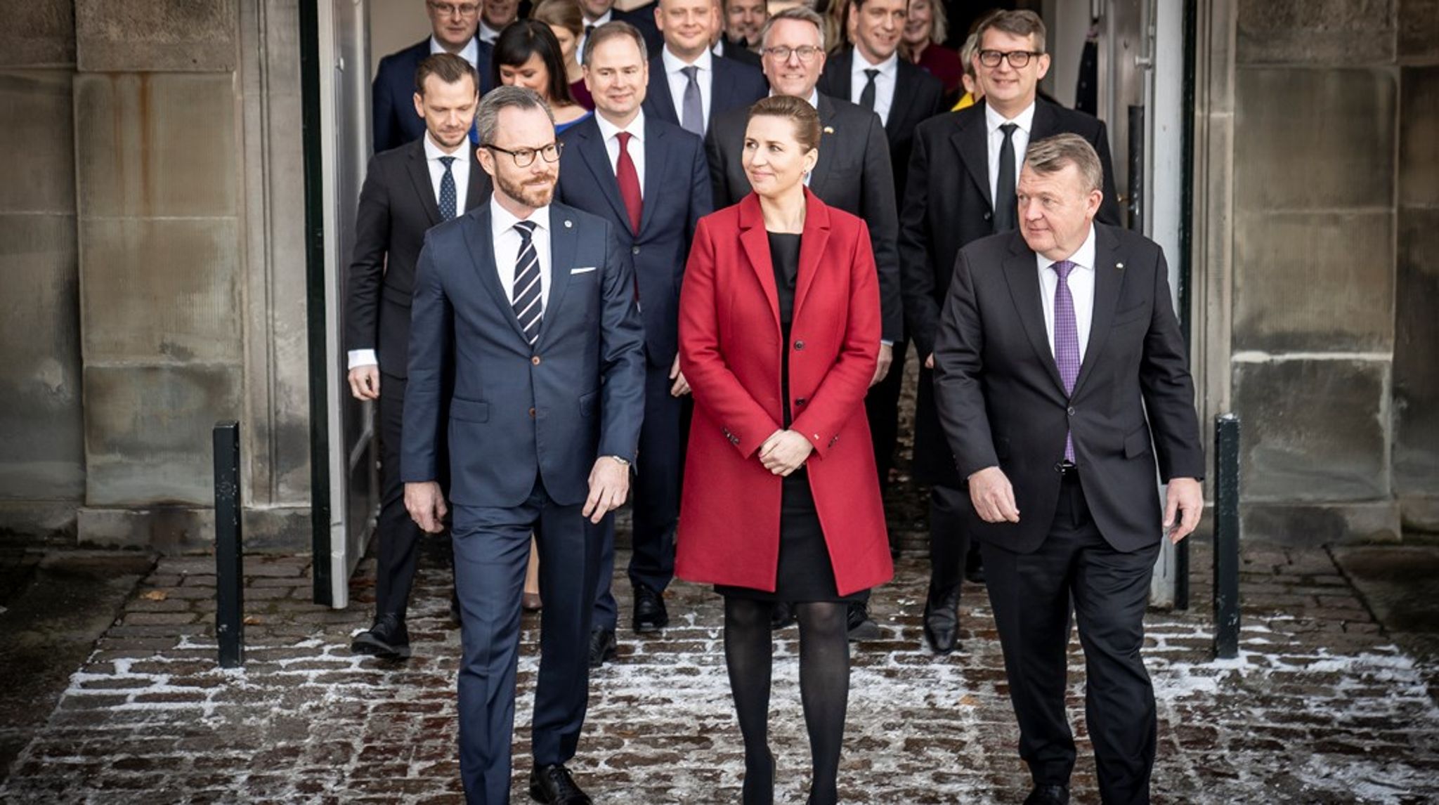 Det går typisk bedre i de første 100 dage for borgerlige statsministre end socialdemokratiske. Men trods SVM-regeringens ringe start, er det ikke den værste nogensinde, skriver John Wagner. <br>