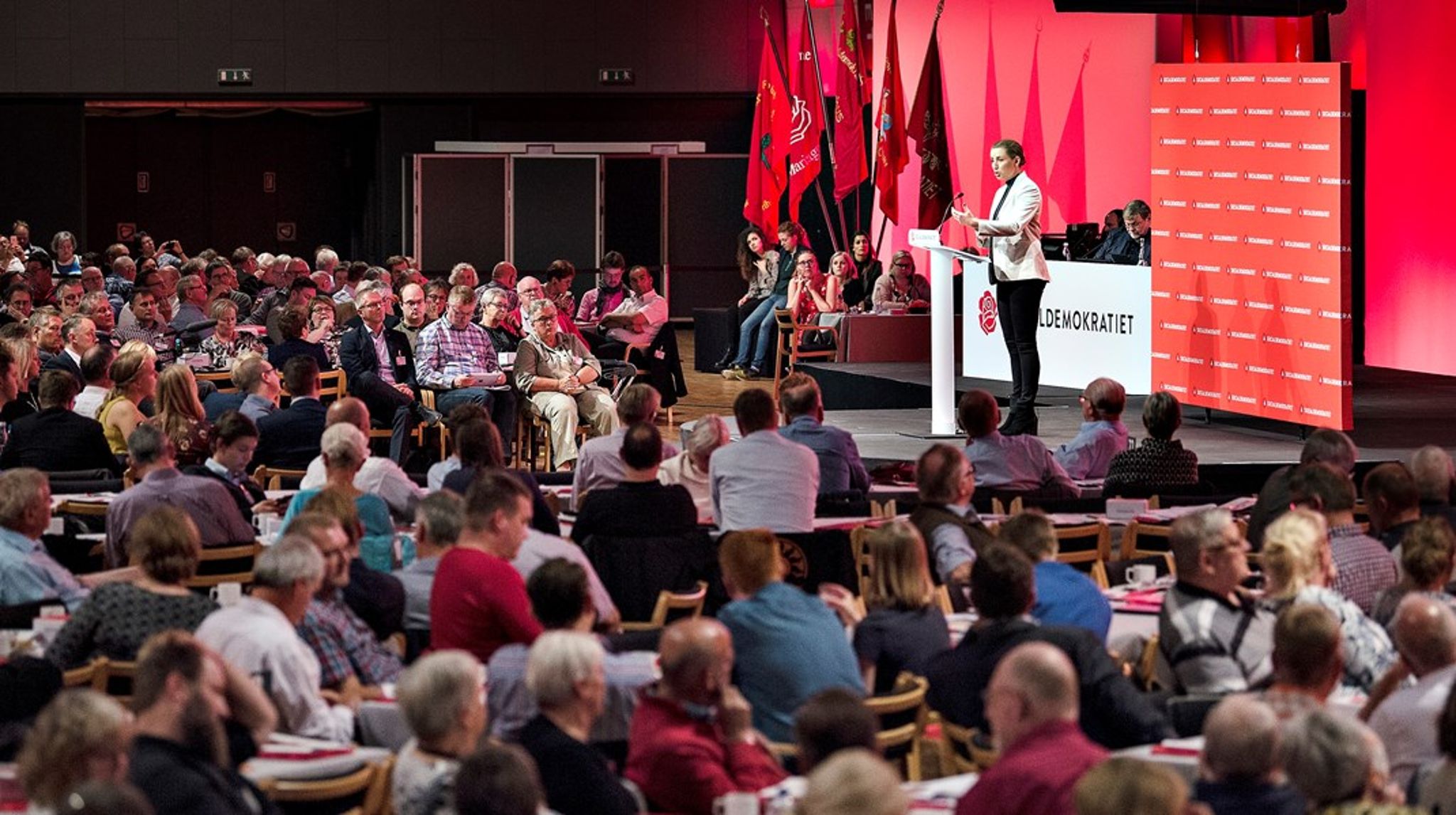 Store dele af fagbevægelsen har en historisk tradition for et tæt samarbejde med Socialdemokratiet. Denne magtposition er fundamentalt ændret med flertalsregeringen henover midten, skriver Anders Bondo Christensen.