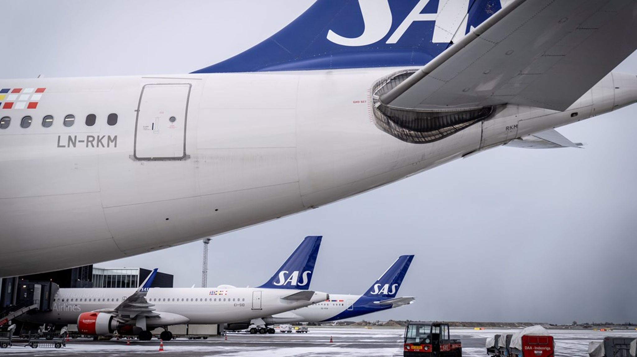 Krav om afværgeforanstaltninger og reduktion af støj og luftforurening
må skrives ind i en eventuel lov om udvikling af Københavns Lufthavn. På den både vil&nbsp;sundheden for os naboer garanteres og tages
alvorligt, skriver Helene Bach.&nbsp;