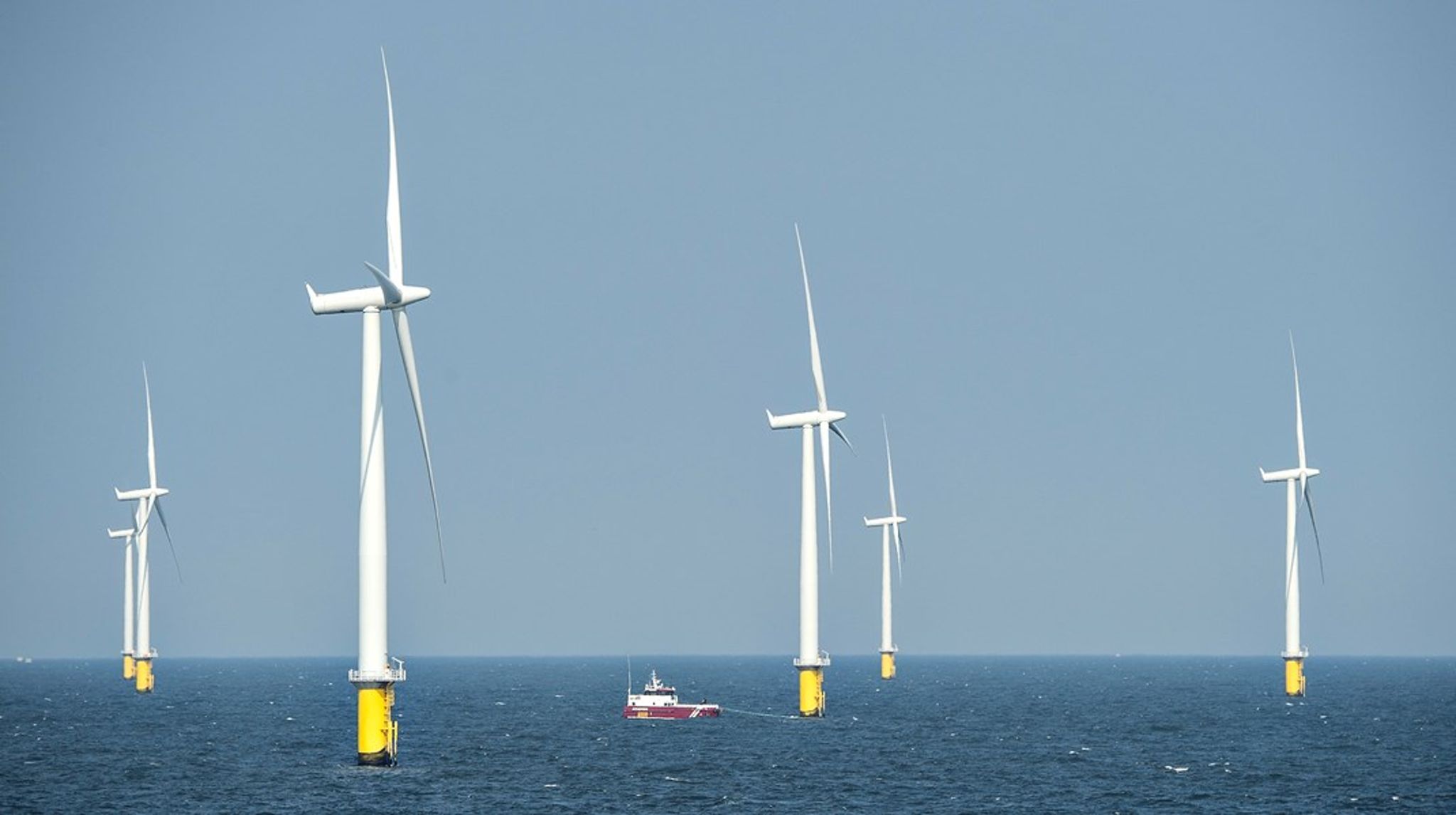 Fire yderligere havvindmølleprojekter får nu genoptaget deres sag hos Energistyrelsen under åben-dør-ordningen. Det drejer sig om projekterne i Jammerland Bugt, Lillebælt Syd, Omø Syd og Nordre Flint Havvindmøllepark. <br><br>