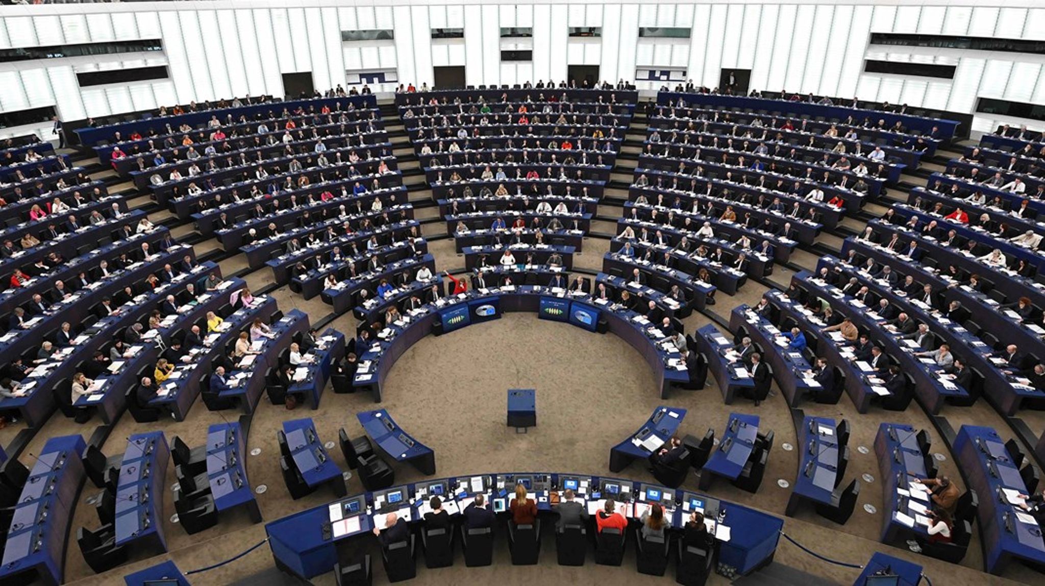 Revisionen af EU's bygningsdirektiv, der på vej i triologforhandlinger mellem Rådet, Kommissionen og Parlamentet, risikerer at blive en tynd kop te, fordi flere medlemslande har indvendinger i forhold til at støtte direktivet, skriver Bjarke Møller, Lars Storr-Hansen m.fl.<br>