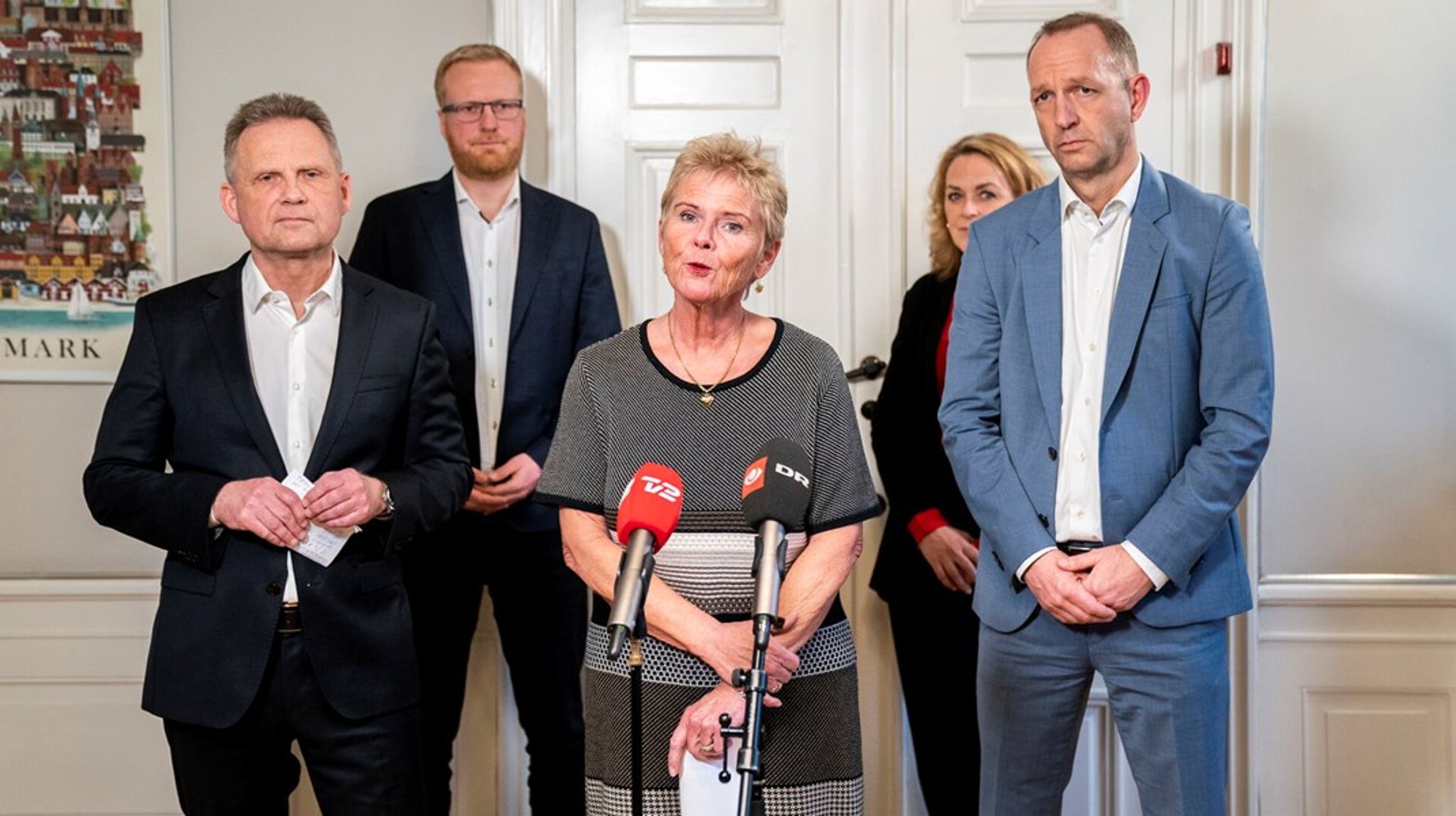 Lederne af de to største hovedorganisationer, FH-formand Lizette Risgaard og DA-direktør Jacob Holbraad, nåede onsdag eftermiddag til enighed om en samlet pakke af overenskomster, der inden længe kan sendes til afstemning blandt medlemmerne.