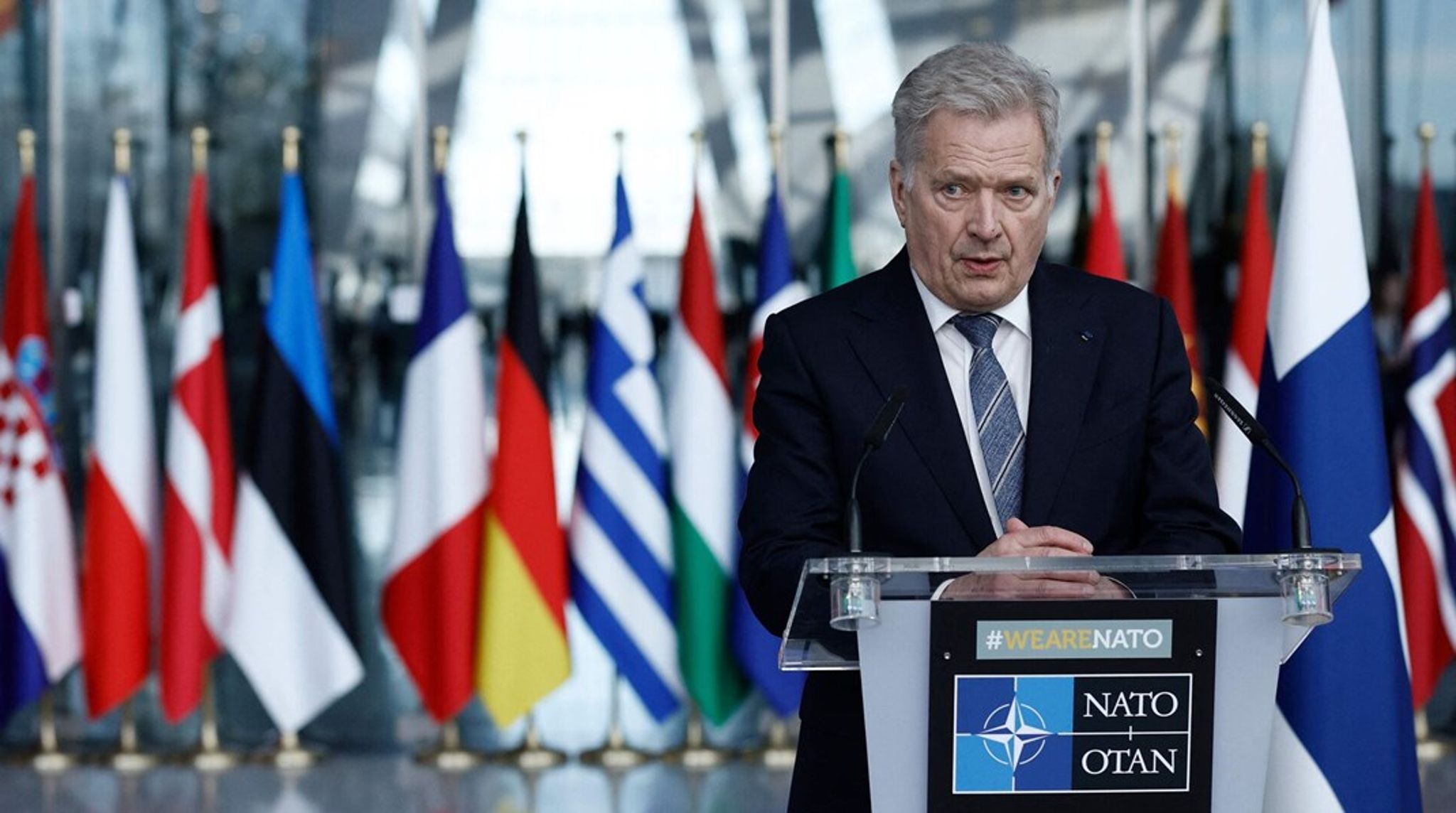 "En ny æra begynder," sagde Finlands præsident, Sauli Niinistö, da han tirsdag besøgte Nato's hovedkvarter i Bruxelles for at fuldbyrde det finske medlemskab af alliancen. 