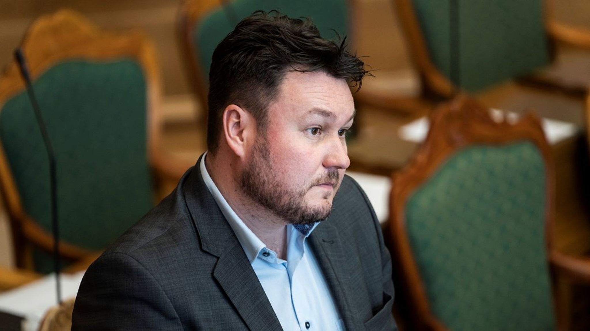 Når vi i Socialdemokratiet tager stilling til dispensationssager i Indfødsretsudvalget, skeler vi ikke til, hvor på jordkloden ansøgerne stammer fra, eller hvilken gud de tilbeder. Vi kigger specifikt på de enkelte ansøgeres individuelle forhold, skriver Anders Kronborg (S).