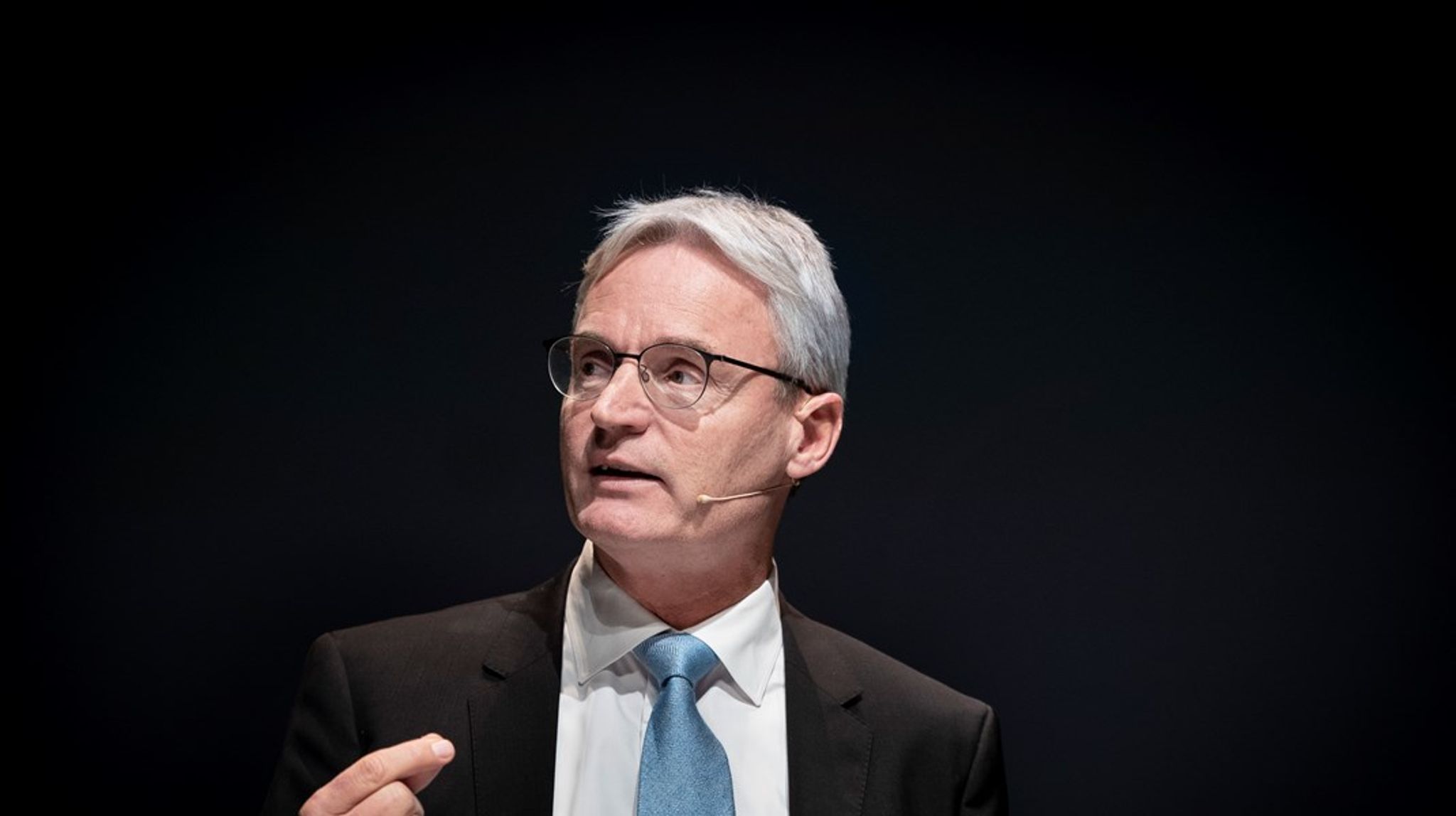 Per Bank forlader til efteråret posten som administrerende direktør i Salling Group. Han afløses af koncernens økonomidirektør Anders Hagh. 
