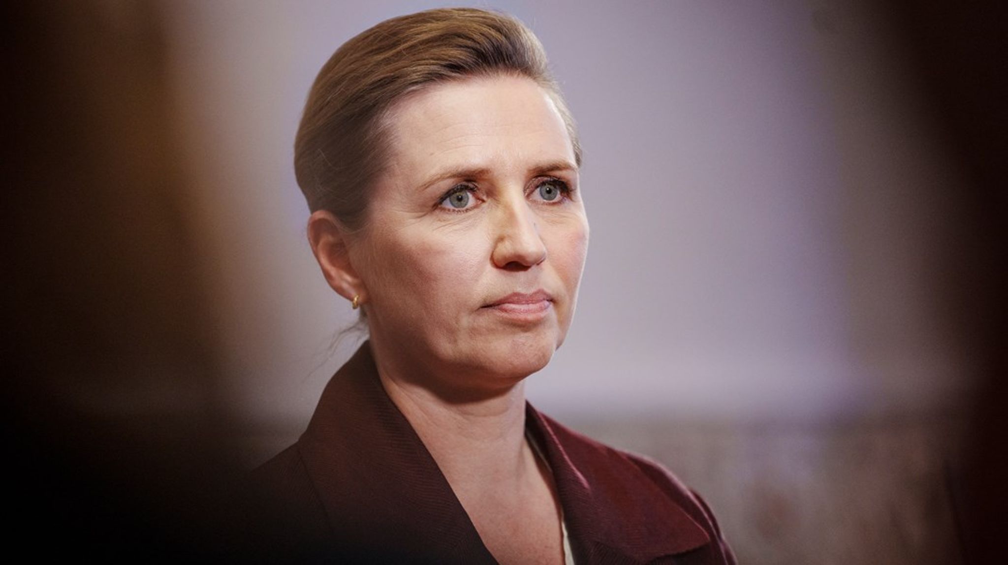 Mette Frederiksens nidkærhed over for nogle af Danmarks fattigste og mest udsatte mennesker står i grel modsætning til den manglende handling over de energispekulanter og inflationsbaroner, som lige nu griner hele vejen til banken, mens de blanker danskerne af, skriver Pelle Dragsted (EL).