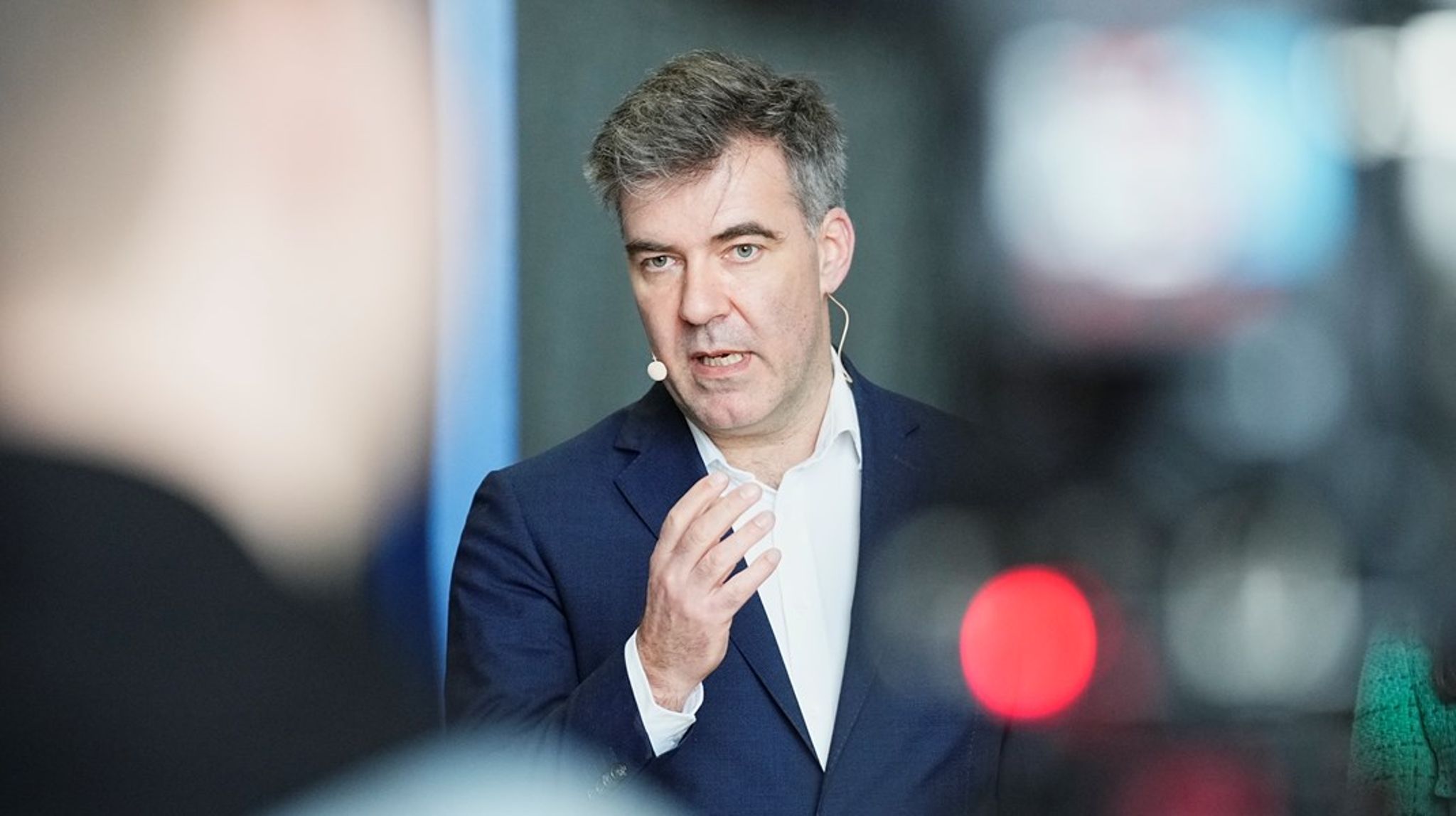 "Måske skal vi hvert år vænne os til den her debat om klimaberegningerne," siger Altingets klimaredaktør i Ajour. 