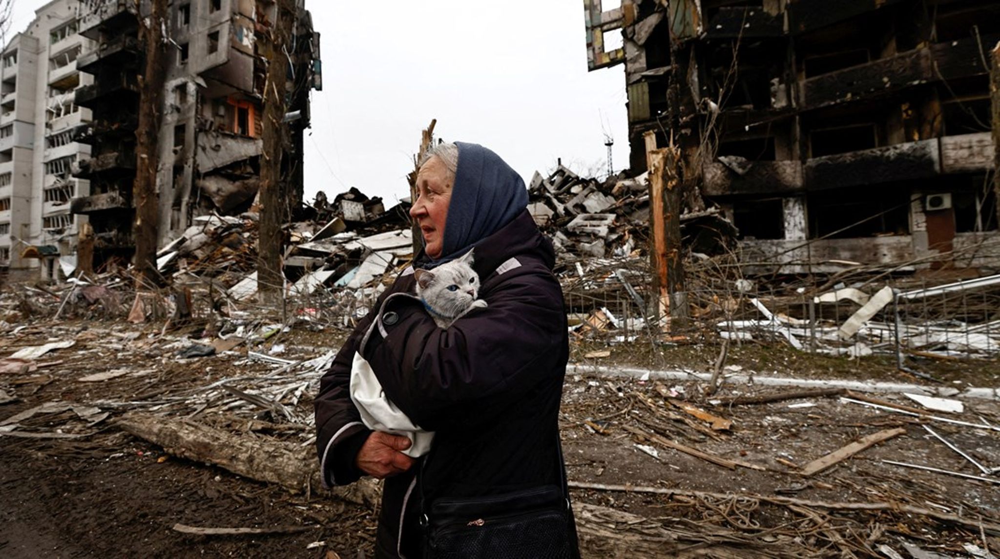 Mange medieforbrugere er trætte af, at nyhederne fokuserer på krig, katastrofer og konflikt. Krigen i Ukraine bliver eksempelvis grundigt dækket dagligt, selvom der reelt for os i Danmark ikke er noget nyt at berette, skriver Søren Søndergaard.<br>