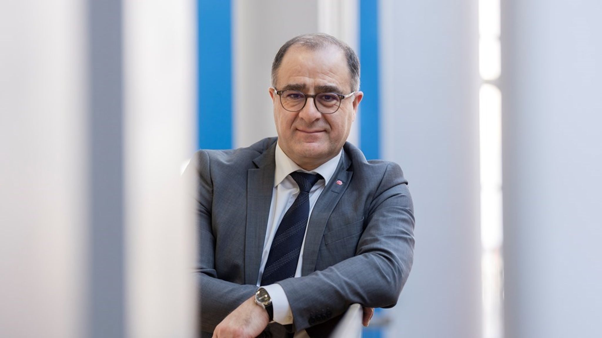 <div>
Ilan De Basso
(S), der er medansvarlig for Parlamentets holdning, mener, at det er på tide,
at EU lever op til sine internationale forpligtelser og afskaffer tvangshandel
- både i EU og i resten af verden.
</div>