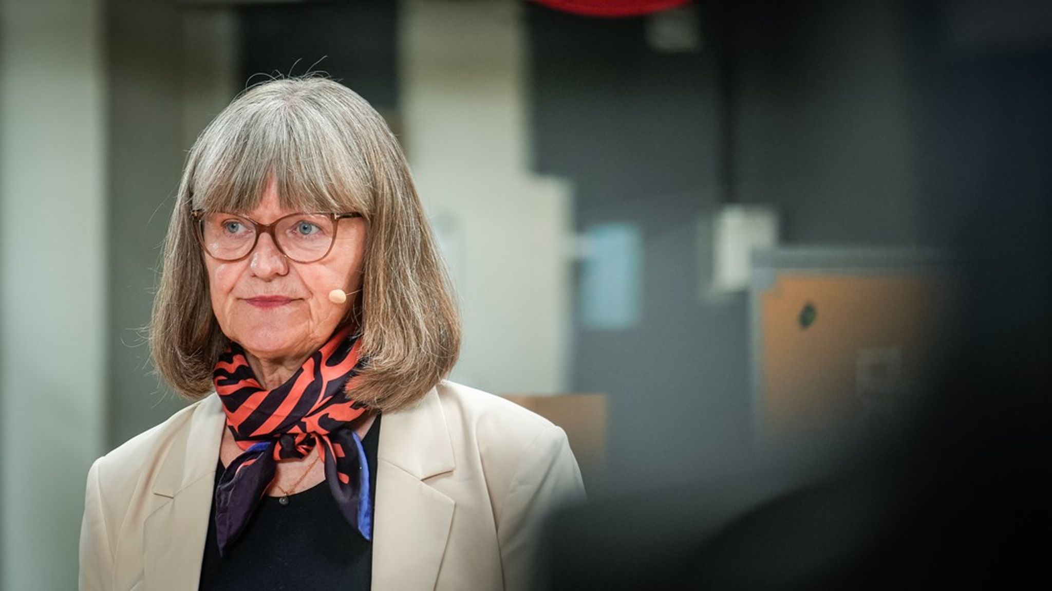Erhvervsskolernes studerende får masser af varm luft og pæne ord, men de og deres forældre er ikke en magtfuld vælgergruppe med adgang til medierne, skriver Jakob Elkjær.