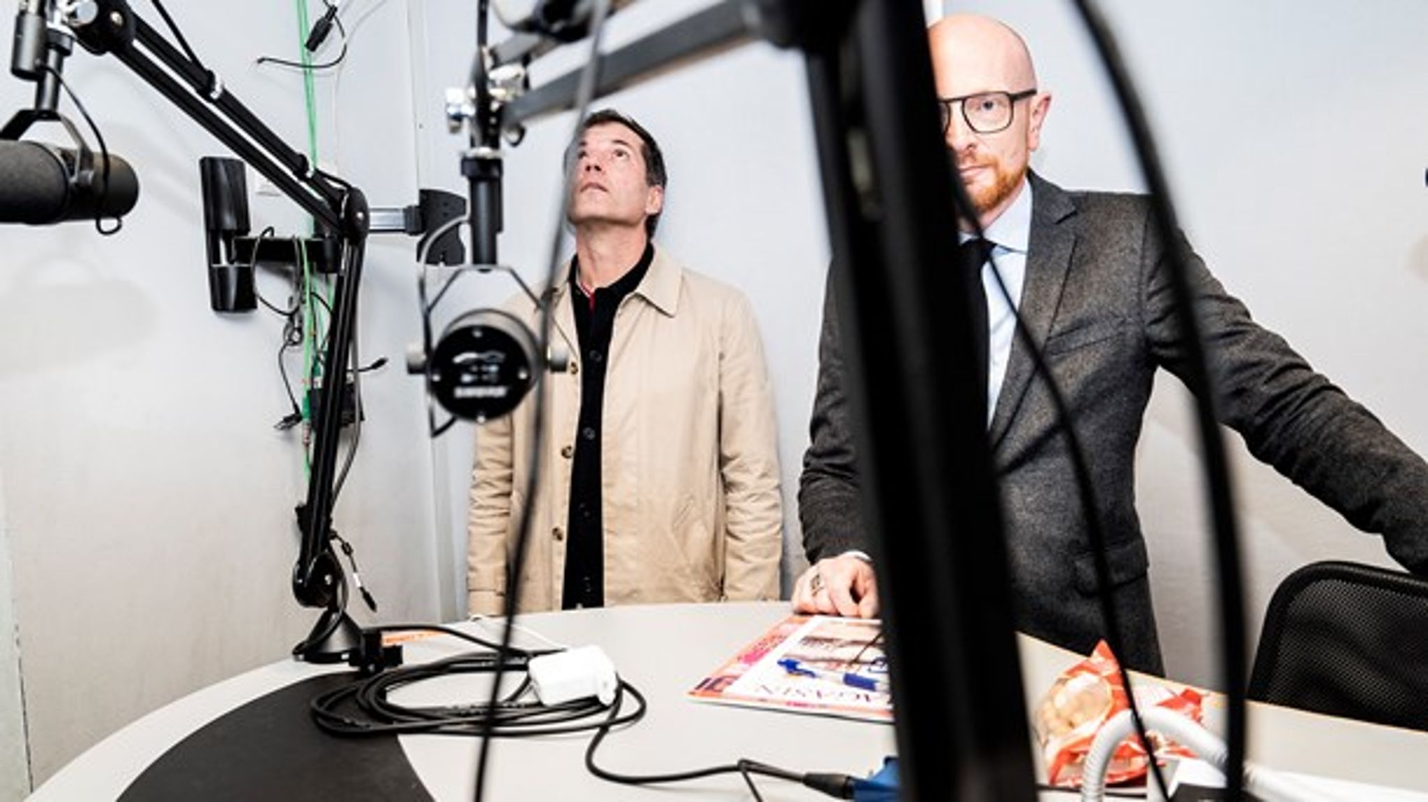 Mikael Bertelsen og Mads Brügger, tidligere programchefer for Radio24syv, er begge medejere af R8dio.