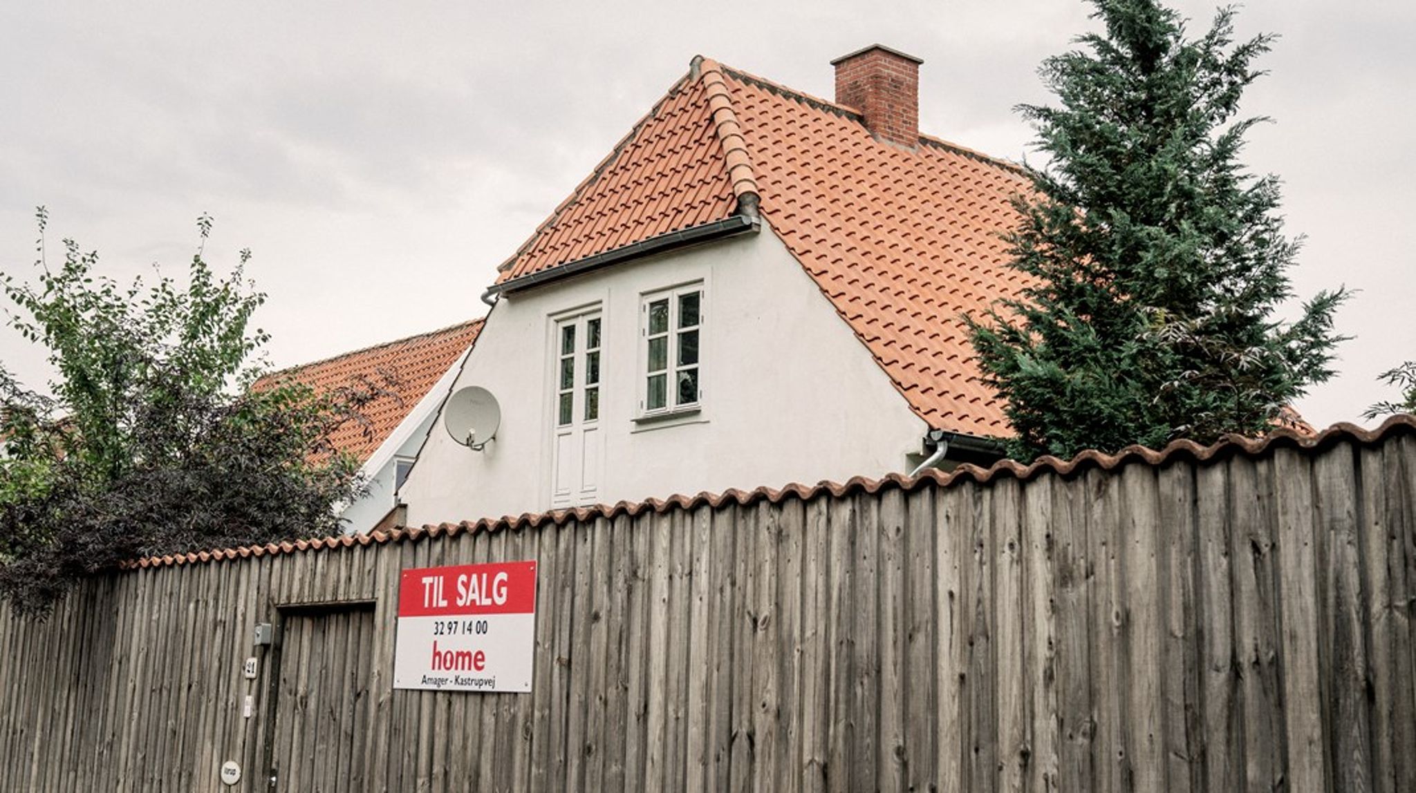 Beregningen
af skatten hos mange boligejere ramt fuldstændig forbi og er blevet alt, alt
for høj.
Det kan ikke være rigtigt, at Skat
udvikler et Kafka-system, og så skal vi selv som borgere sidde og finde fejlene
for dem, skriver&nbsp;Preben Merrild Angelo.