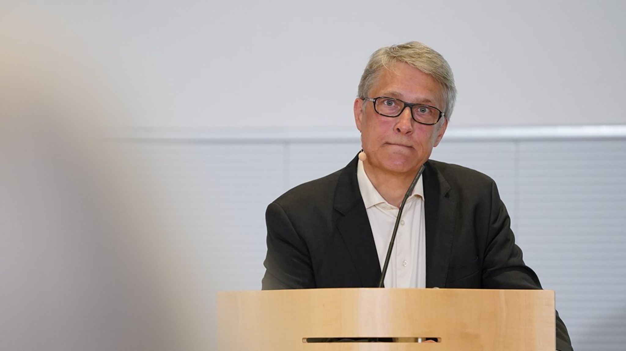 Nogle
debattører har blandt andet hævdet, at ekspertudvalget vil sætte økonomi over
retssikkerhed. Det er på ingen måde en konsekvens af vores anbefalinger, skriver&nbsp;Torben Tranæs, Jakob Kjellberg m. fl.