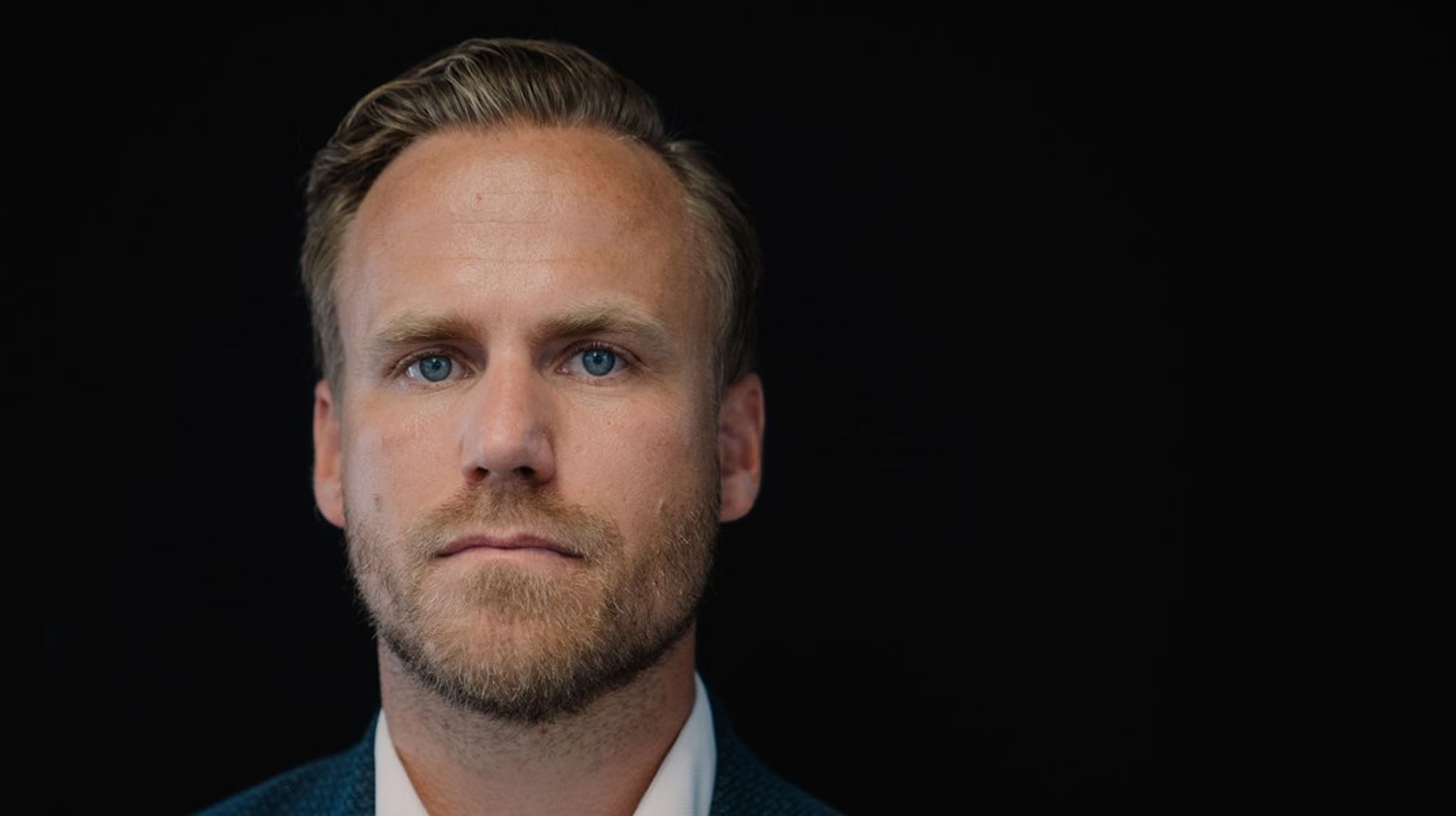 Hvis man som forældre skriver en klage direkte til kommunalpolitikerne, så kan man være sikker på at få et akademisk, formelt og distancerende svar, skriver&nbsp;Marco Damgaard.