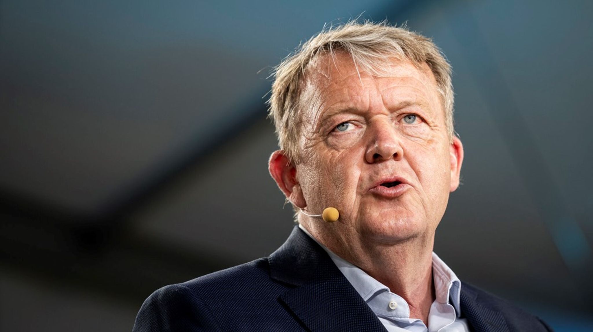Det skal være muligt at standse koranafbrændinger foran udenlandske ambassader.<span>Sådan lød det søndag 30. juli fra udenrigsminister Lars Løkke Rasmussen&nbsp;<a href="https://nyheder.tv2.dk/politik/2023-07-30-regeringen-vil-saette-ind-mod-koranafbraendinger" target="_blank" rel="noopener">i et interview med TV 2</a>, efter at der de seneste uger flere gange er blevet sat ild til koranen i Danmark og Sverige.&nbsp;</span>