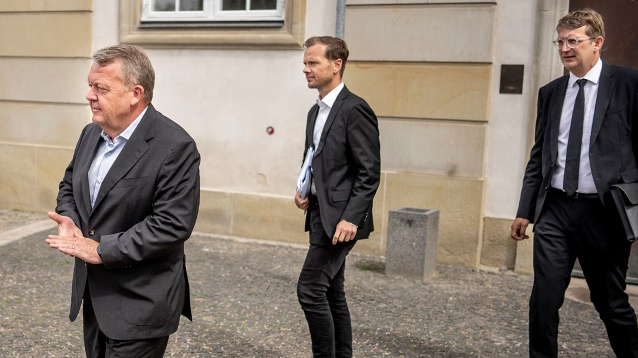 Udenrigsministeren, justitsministeren og den fungerende forsvarsminister orienterede mandag partiernes udenrigsordførere om koranafbrændingernes indflydelse på&nbsp;den danske sikkerhedssituation.