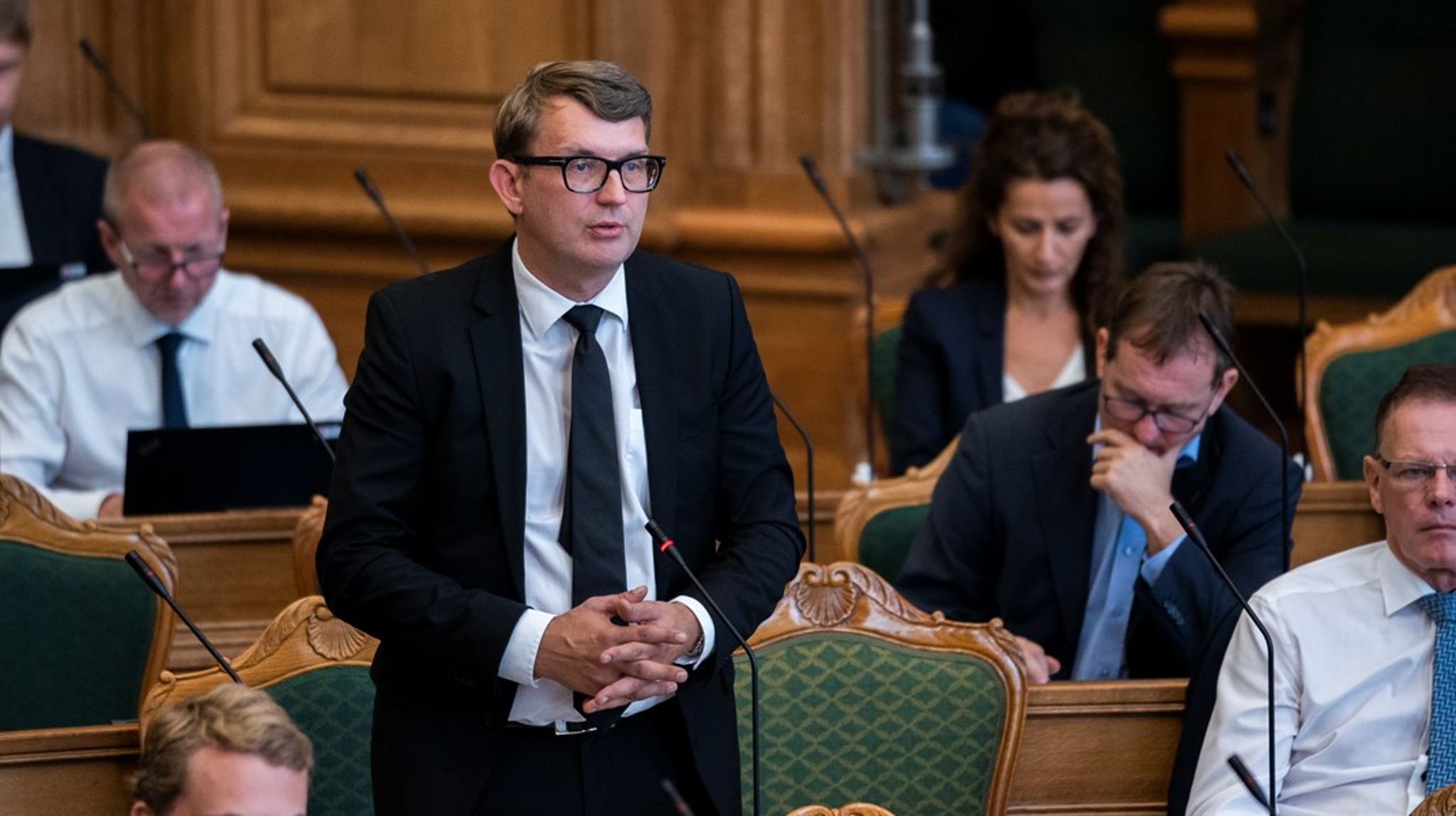 Forsvarsminister Troels Lund Poulsen er både torsdag og fredag kaldt i åbent samråd. 