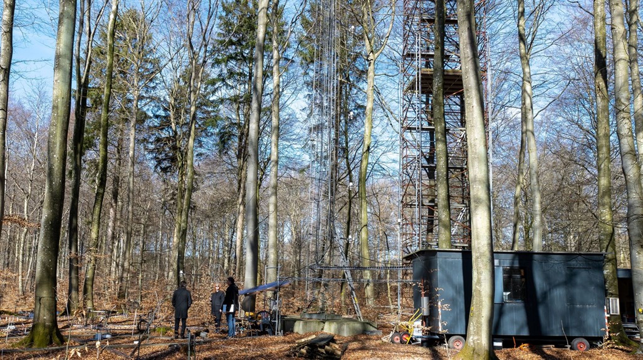 Klima-målestationen i Sorø står i en privatejet skov. Det er den tredjeældste af sin slags i verden, da den har leveret kontinuerlige målinger i 28 år.&nbsp;
