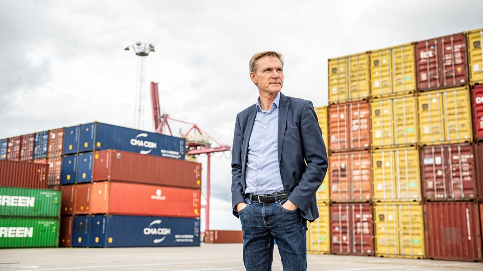 "I dag har vi terrorsikring, der gør, at havnen er flyttet væk fra byen.&nbsp;Havnen har lukket mere og mere af for mange mennesker. Vi er på mange måder blevet fremmede for borgerne," siger Kristian Thulesen Dahl, direktør, Port of Aalborg.